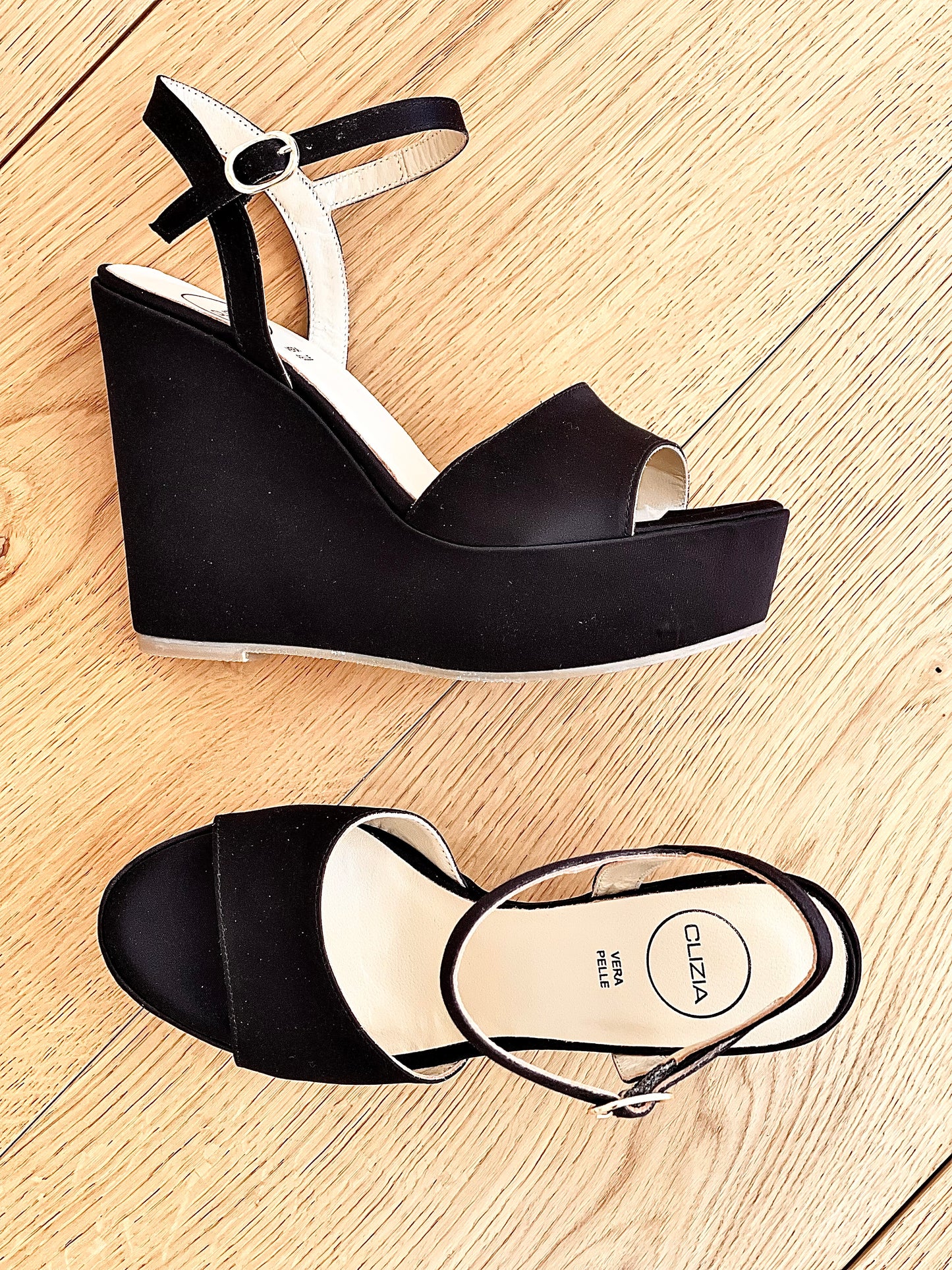 PAM BLACK SATIN