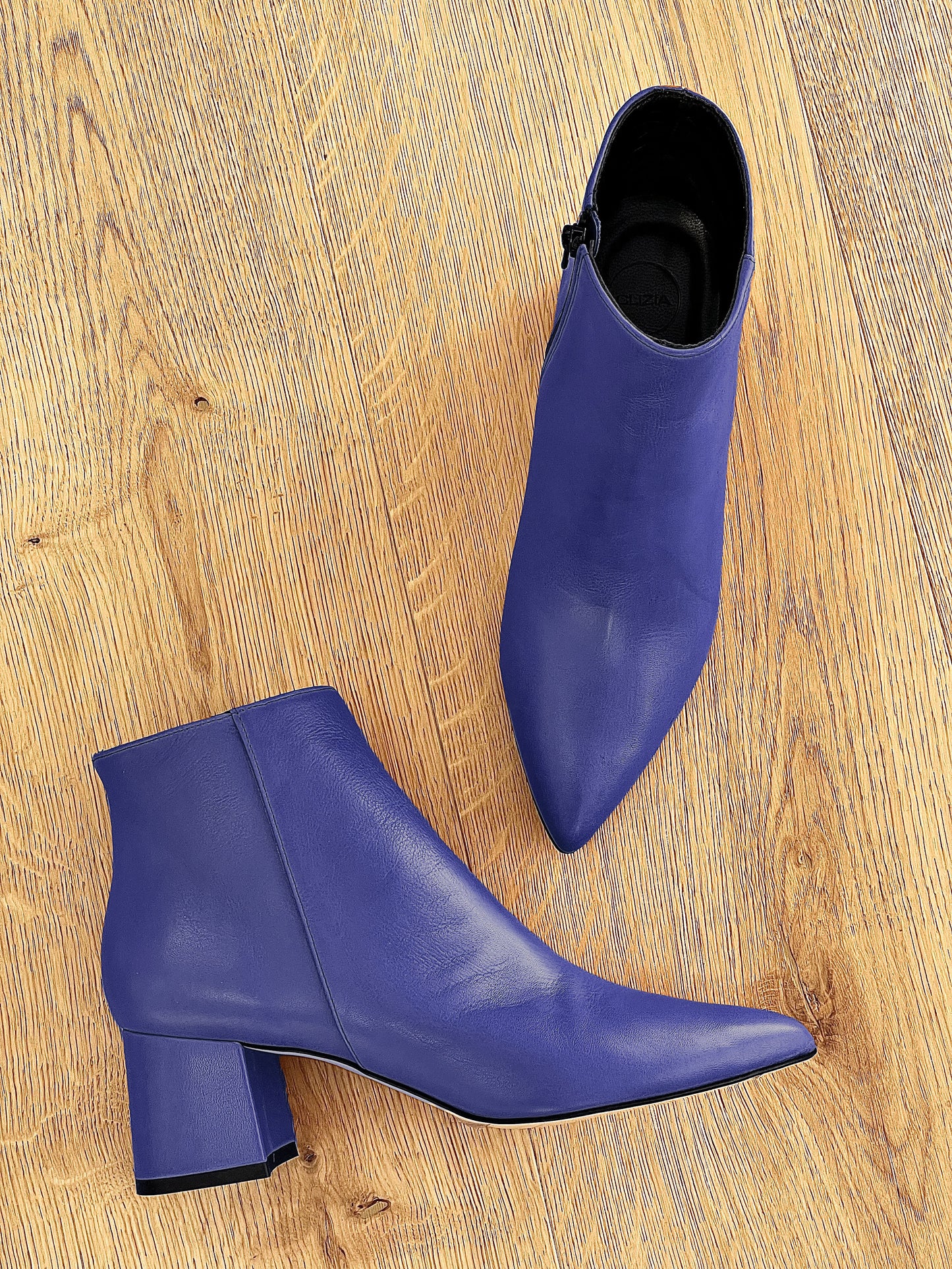 RIO BLUE LEATHER