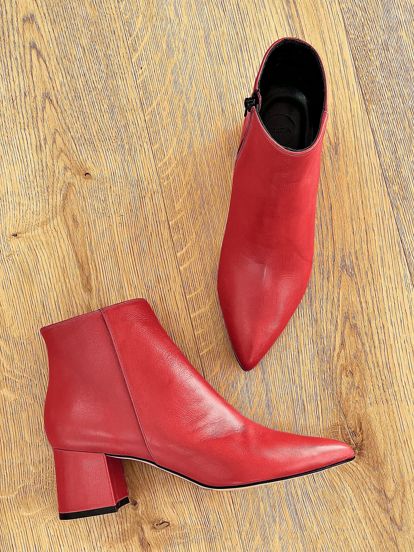 RIO LEATHER RED
