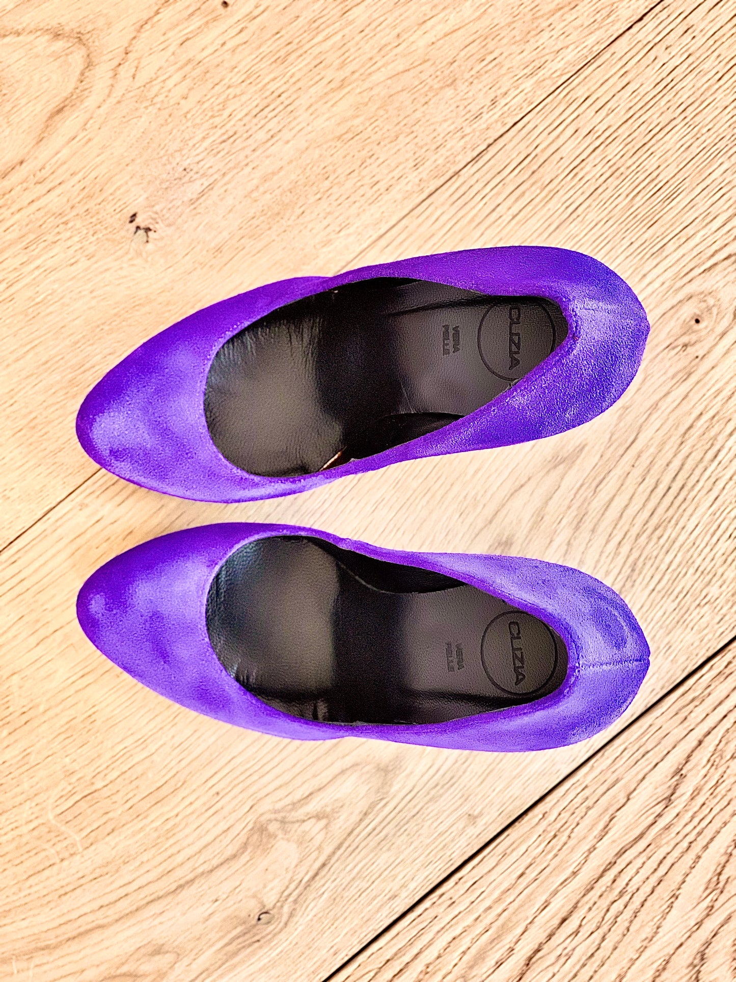 PURPLE SUEDE CANCUN