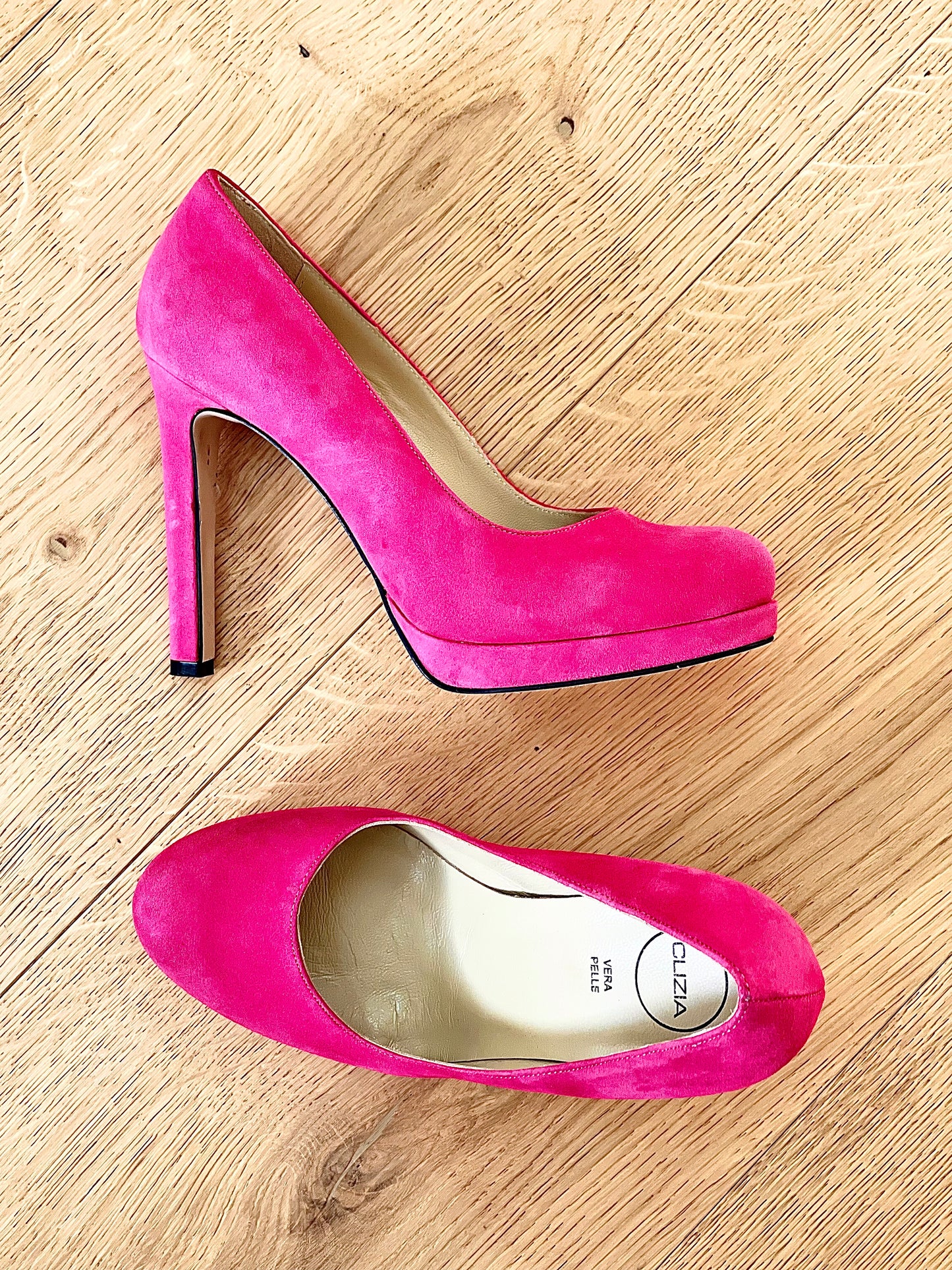 ANNA FUCHSIA SUEDE