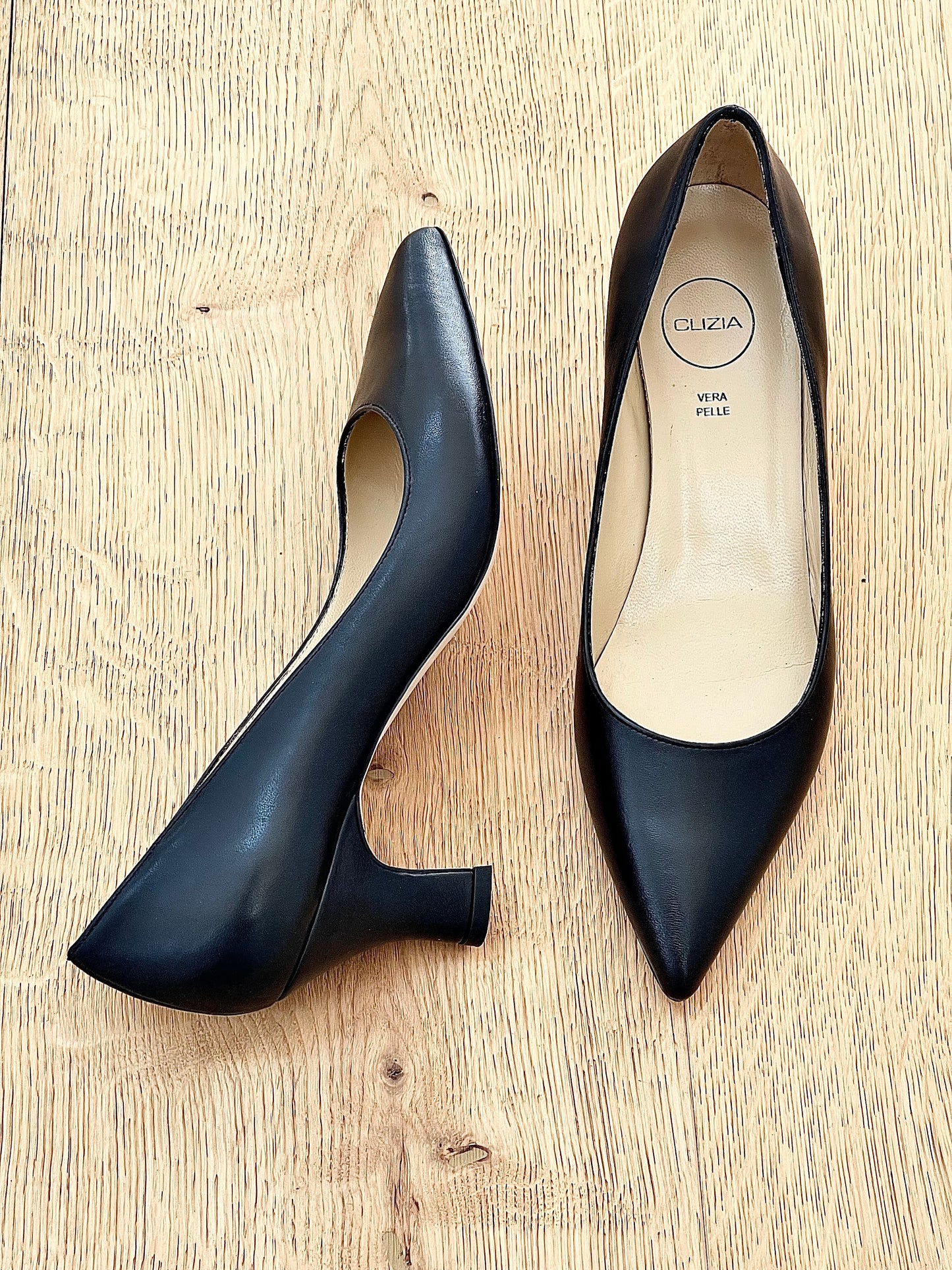 DANCE LEATHER BLACK