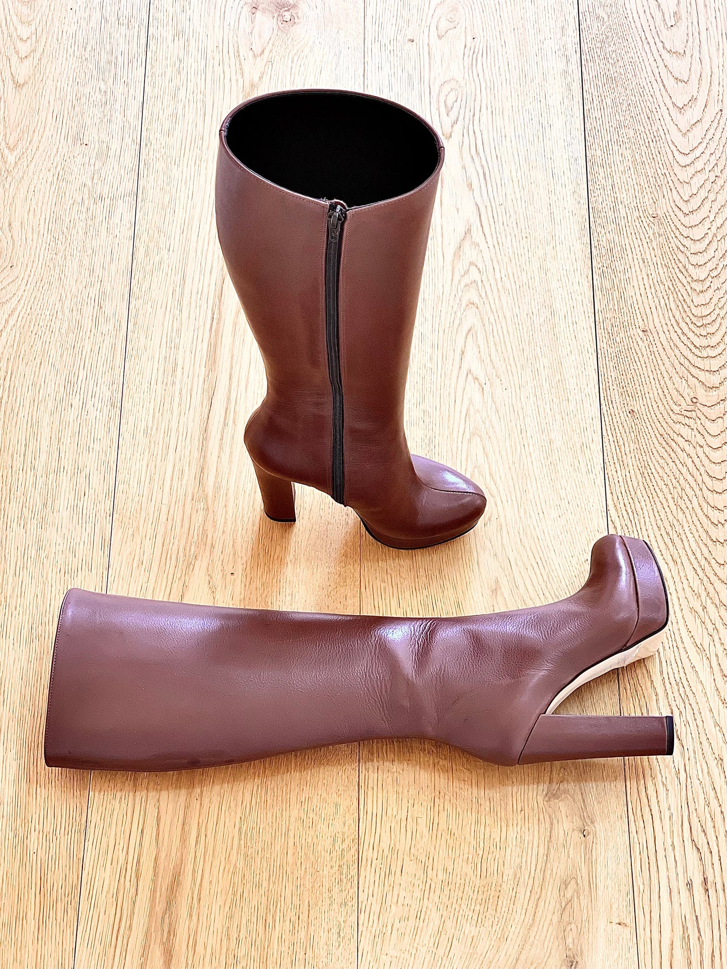 SAVANNAH BROWN LEATHER