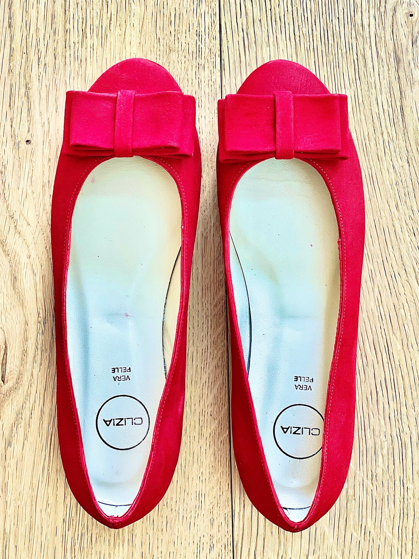 KENDRA RED SUEDE