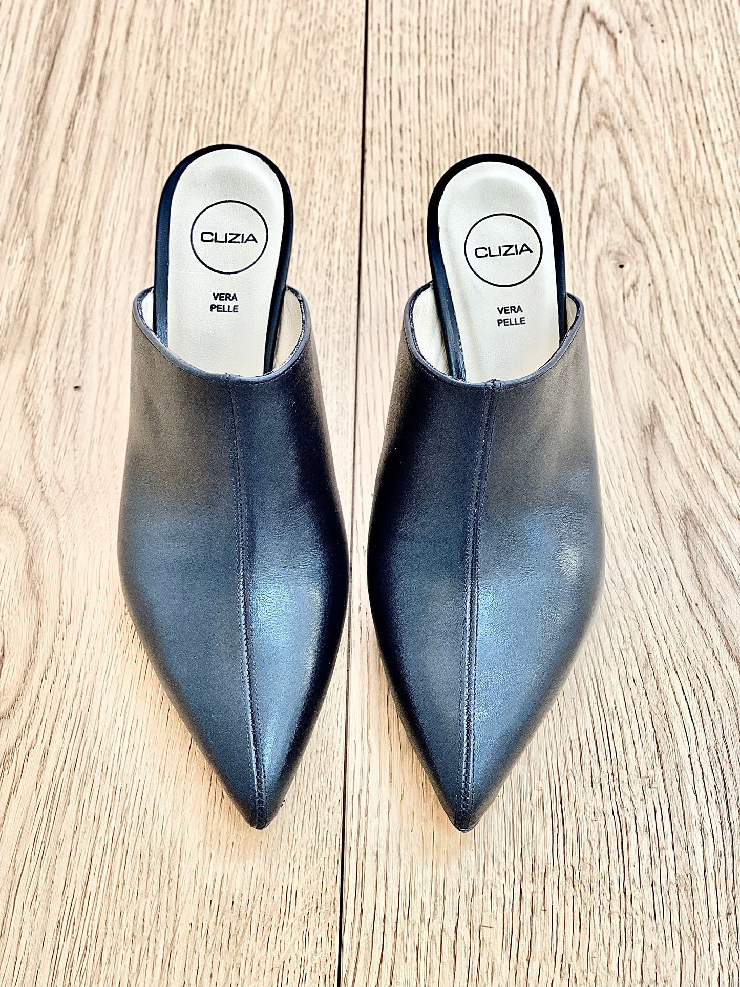 PAMELA LEATHER BLACK