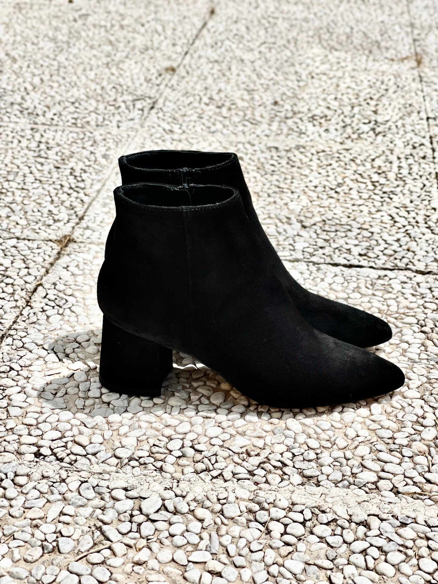 RIO SUEDE BLACK