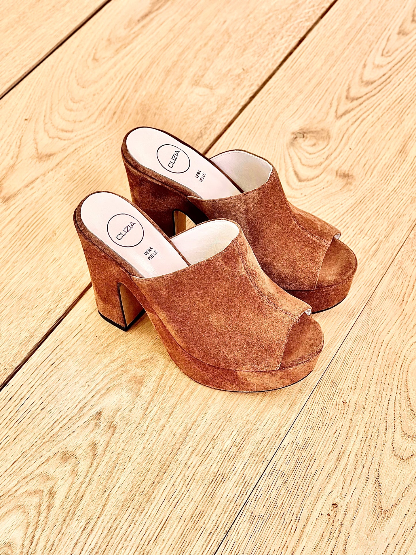 BANGKOK COGNAC SUEDE