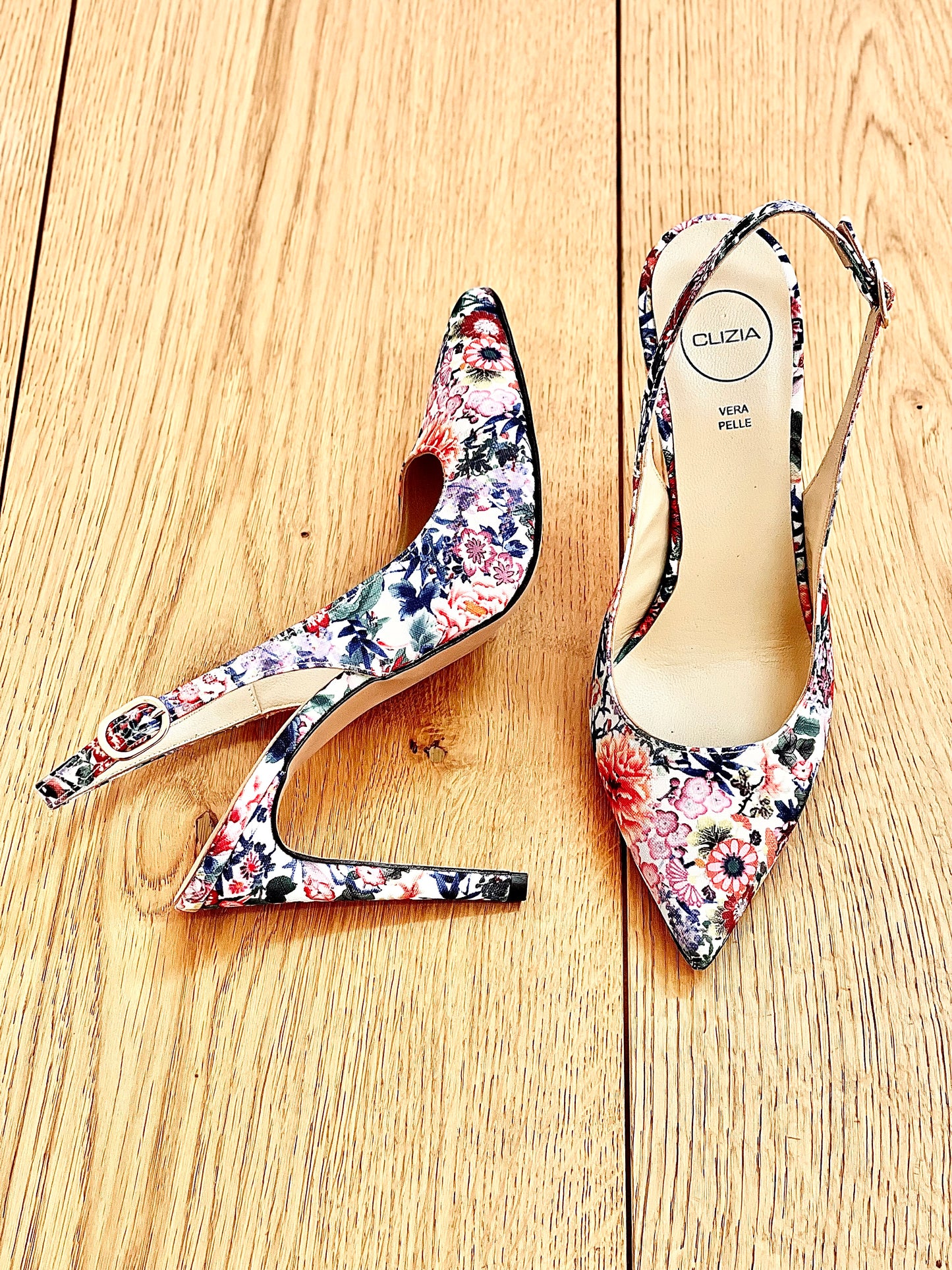 MARZIA FLOWERS WHITE