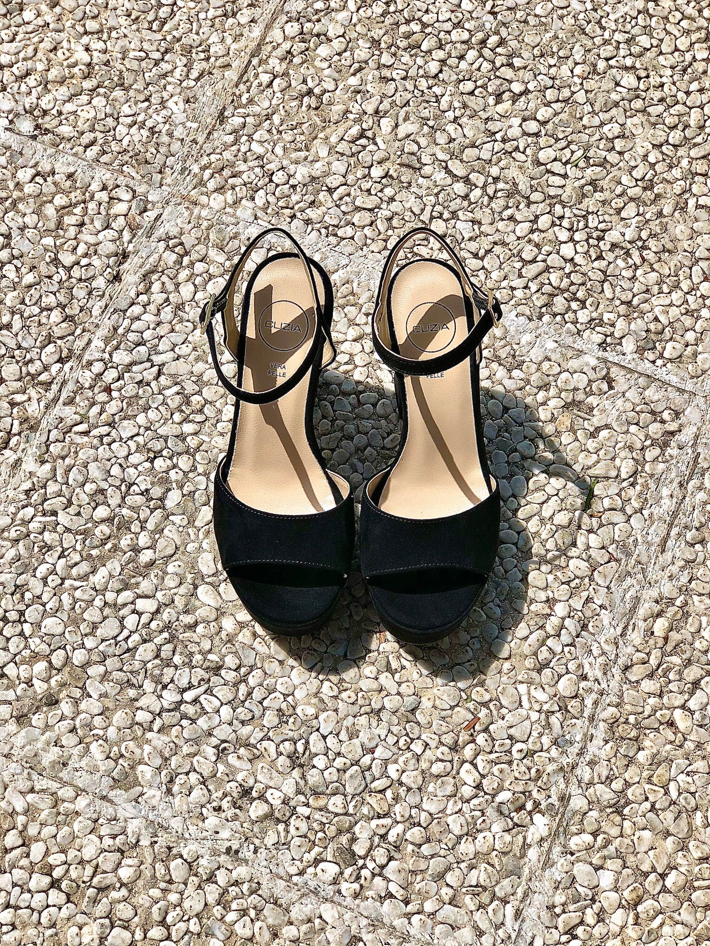 ANITA BLACK SUEDE