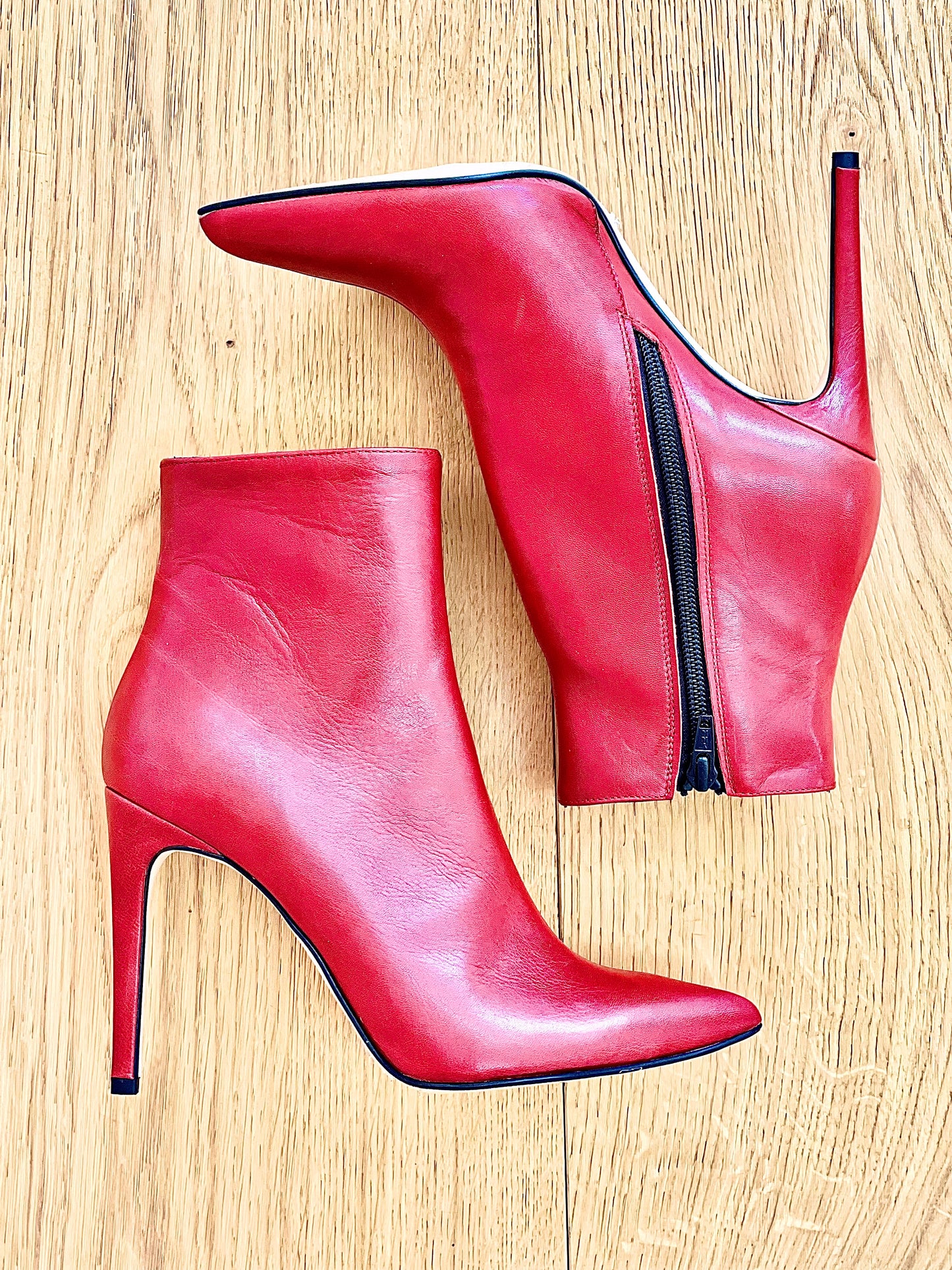 BORN RED LEATHER