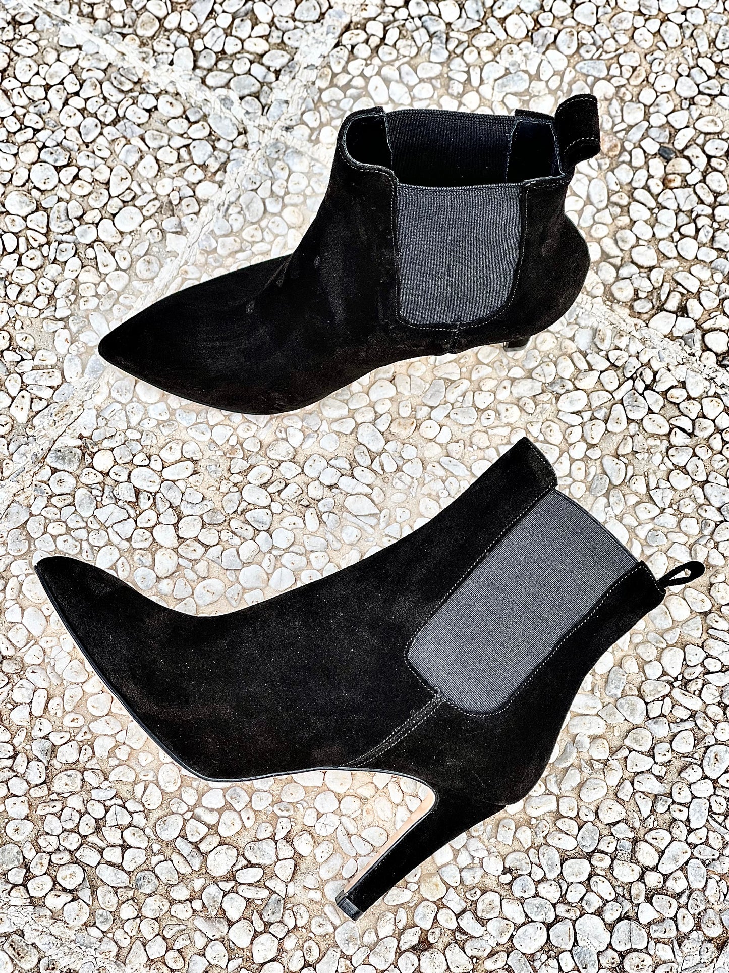 FOX BLACK SUEDE