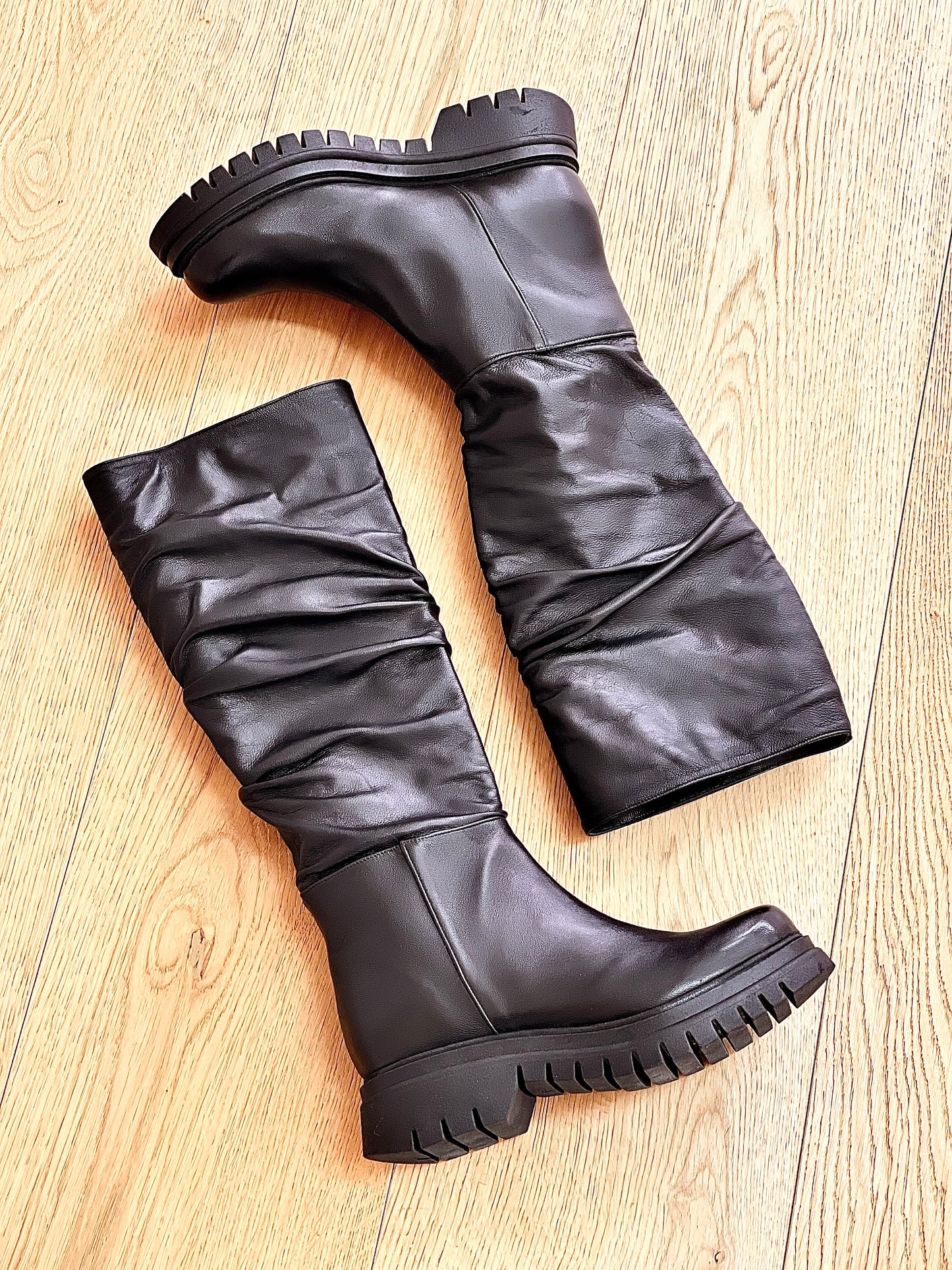 MORGAN LEATHER BLACK