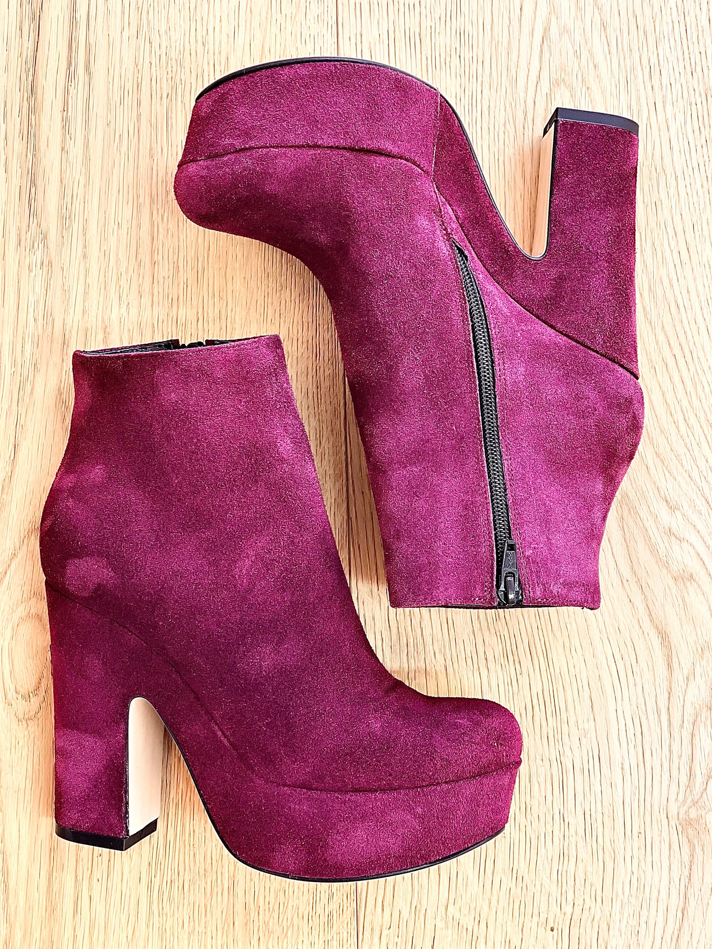 TURAN BURGUNDY SUEDE