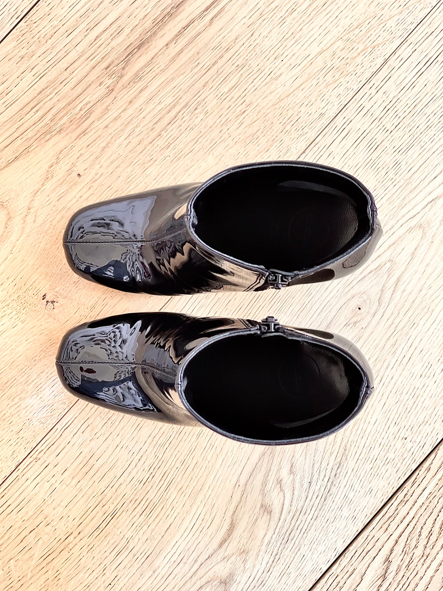 DETROIT BLACK PATENT LEATHER