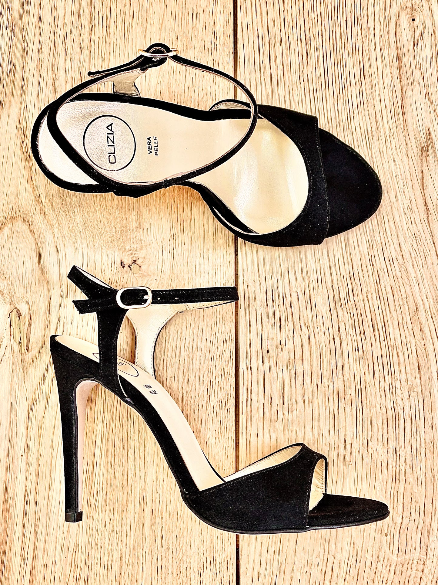 JODIE BLACK SUEDE