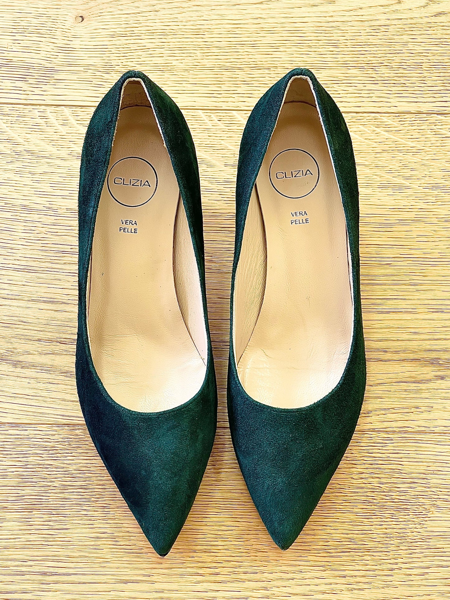 GAIA SUEDE BOTTLE