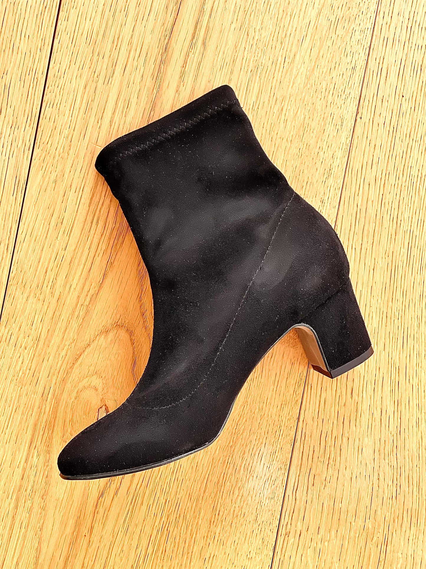GENERATION BLACK SUEDE