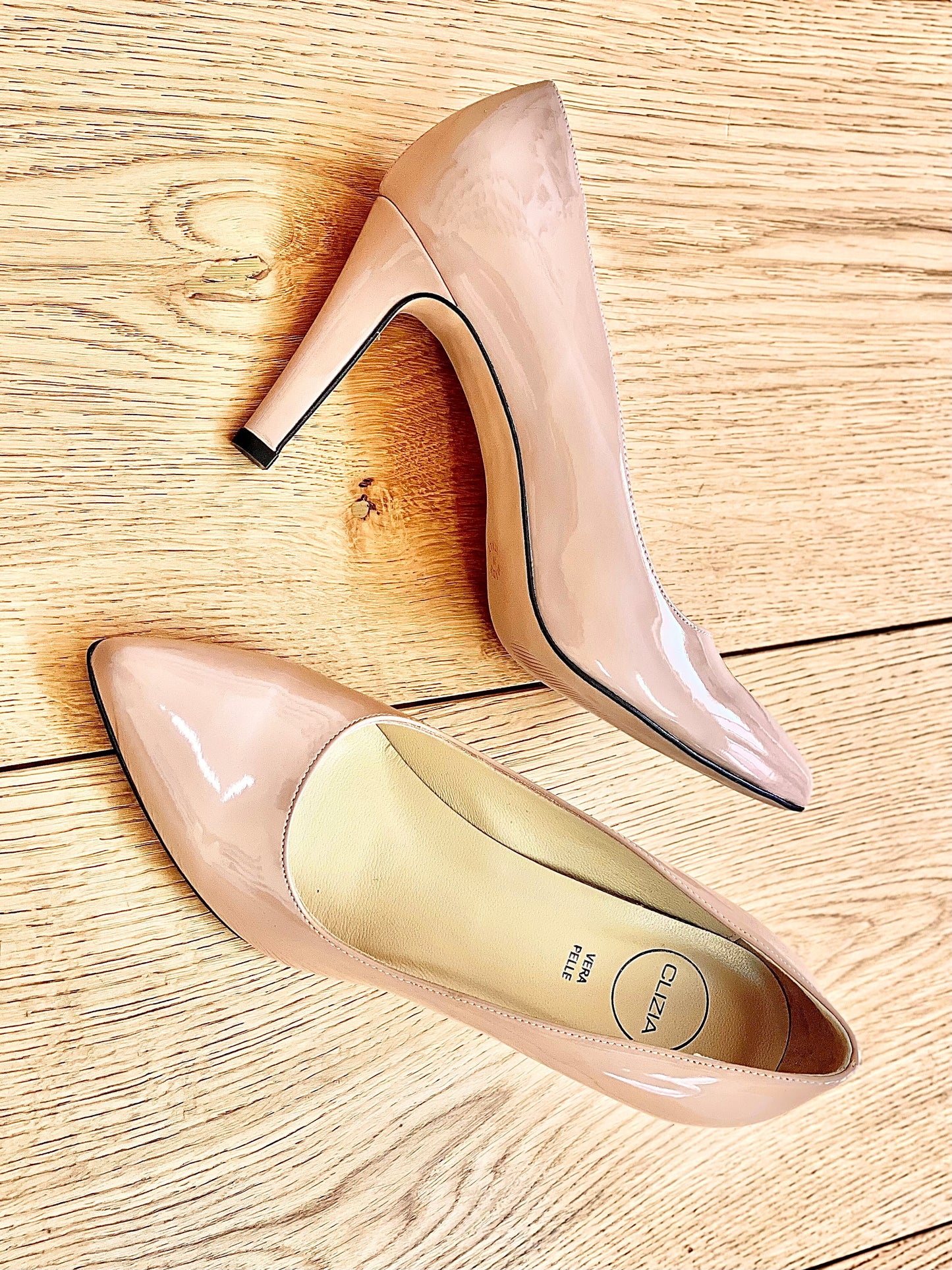 EMY NUDE PATENT LEATHER