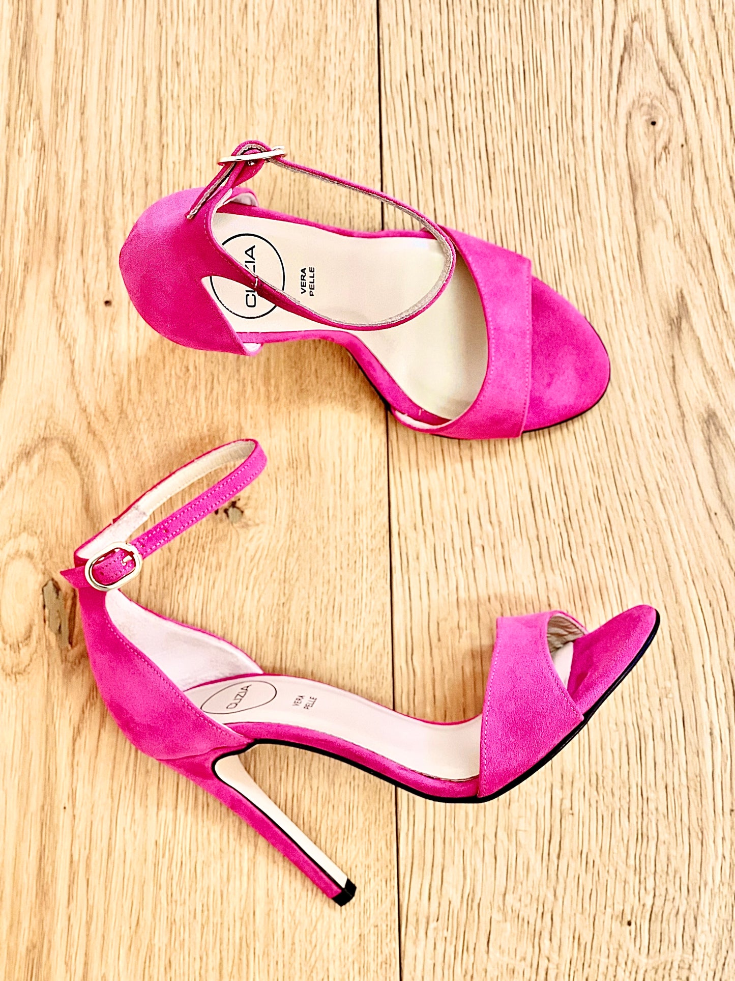 DANA SUEDE FUCHSIA