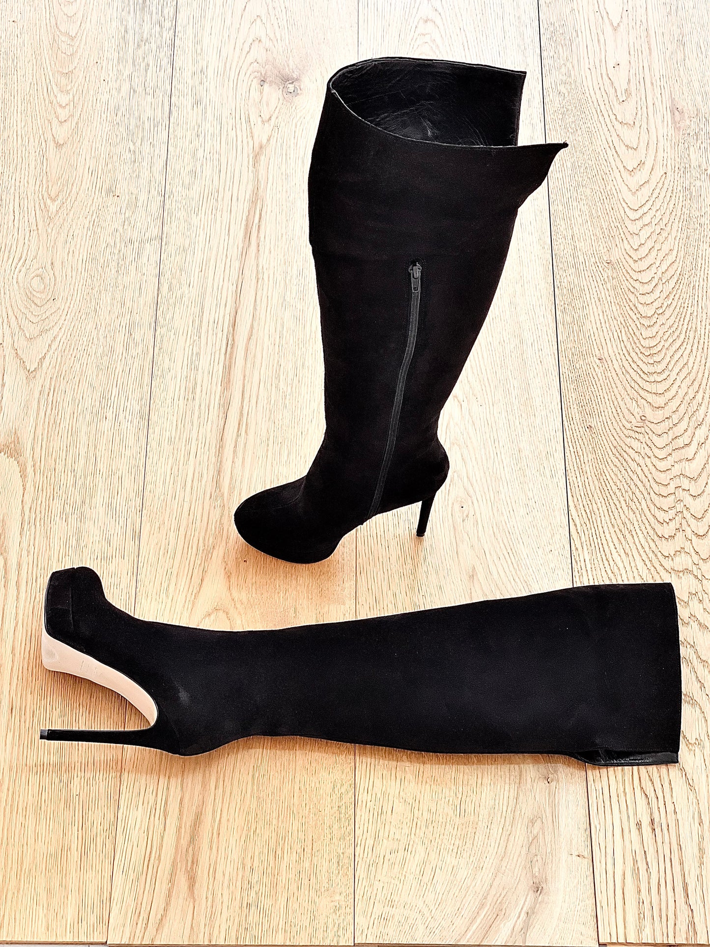 LENKA BLACK SUEDE