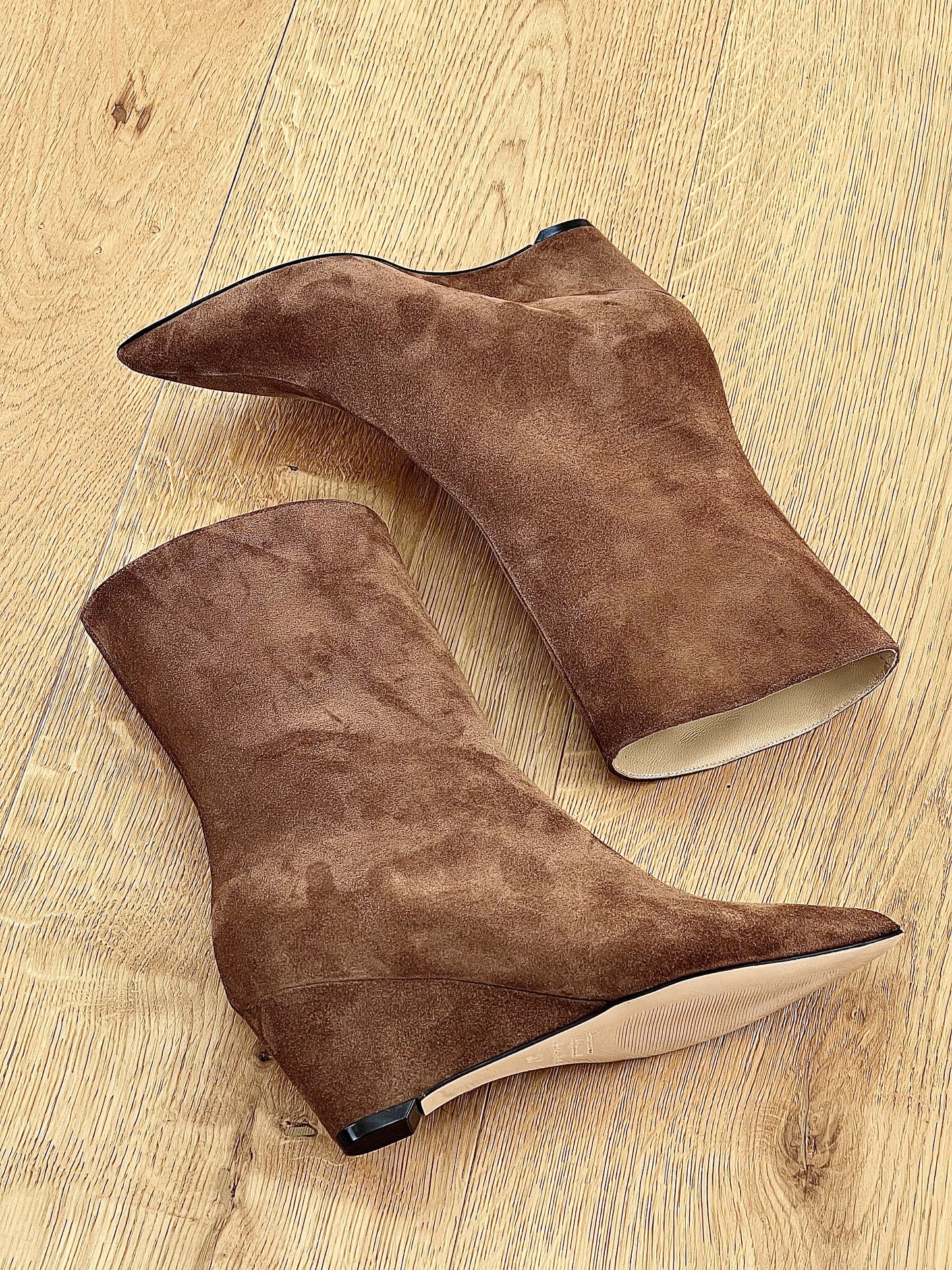 COGNAC SUEDE SANTIAGO