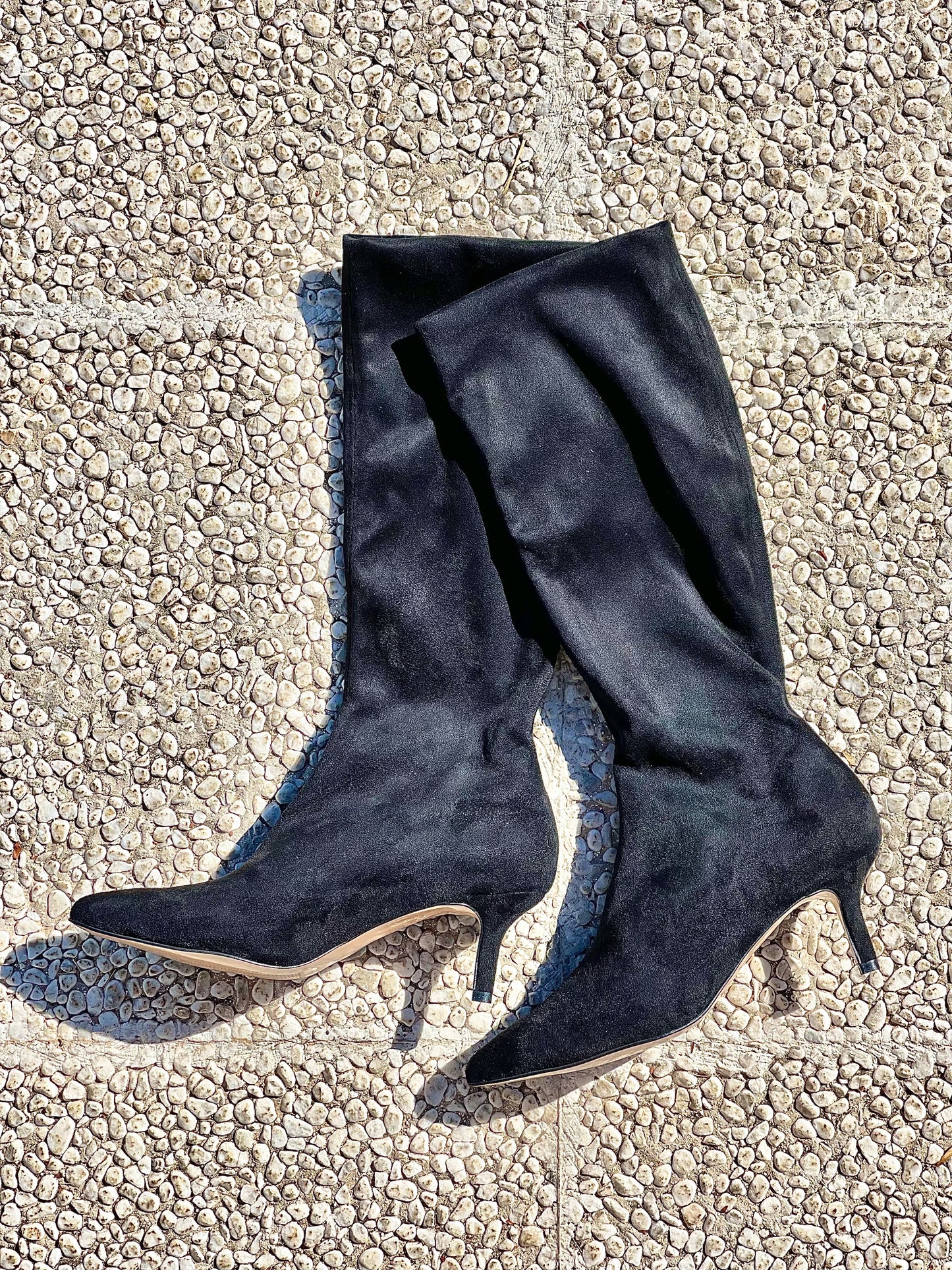 NINA SUEDE BLACK