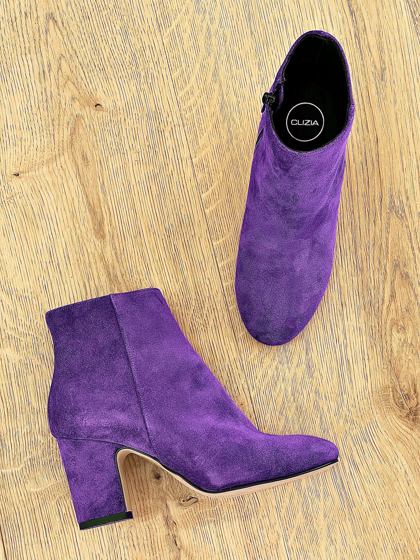 PURPLE SUEDE ROME