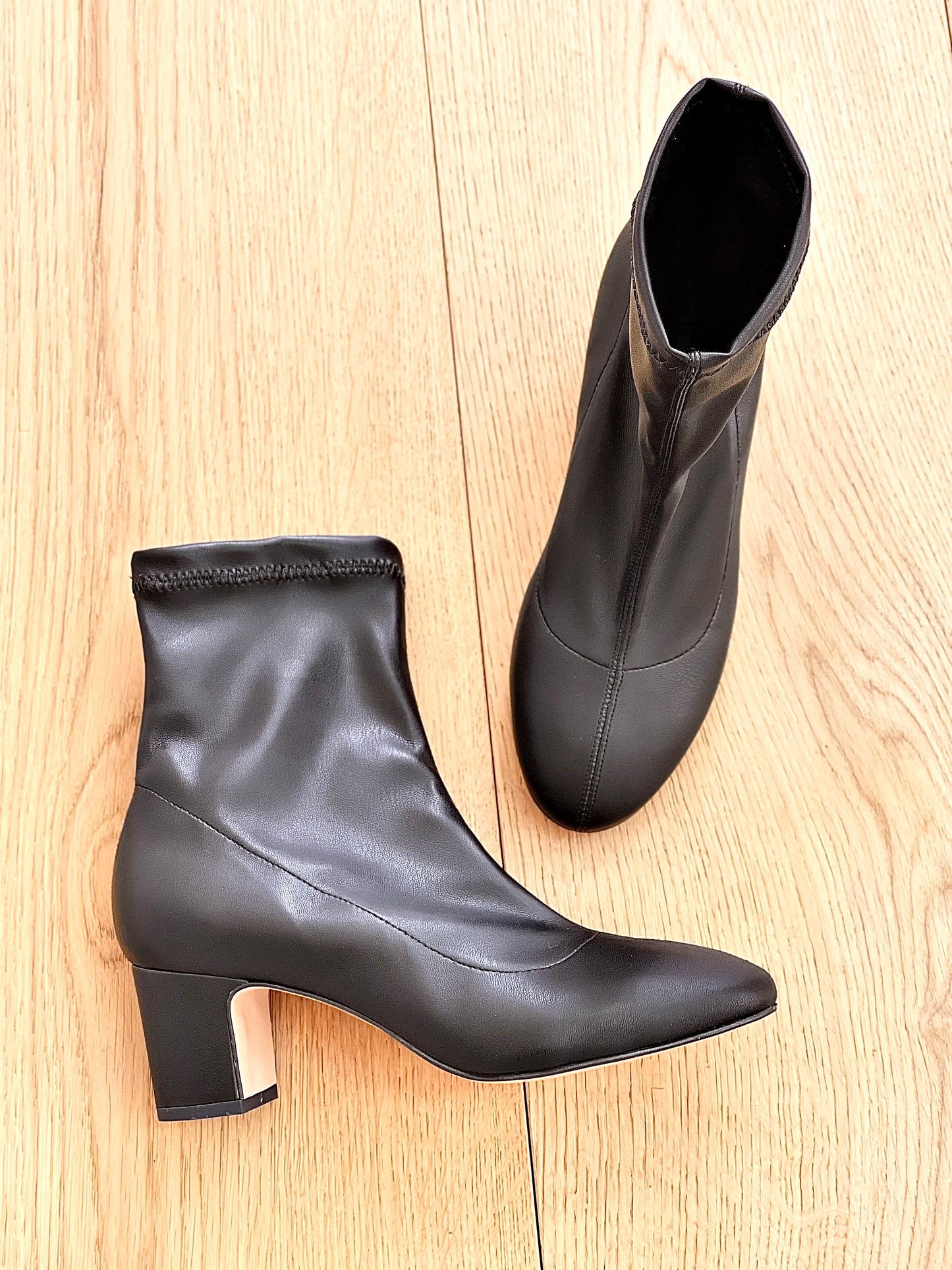 GENERATION BLACK LEATHER