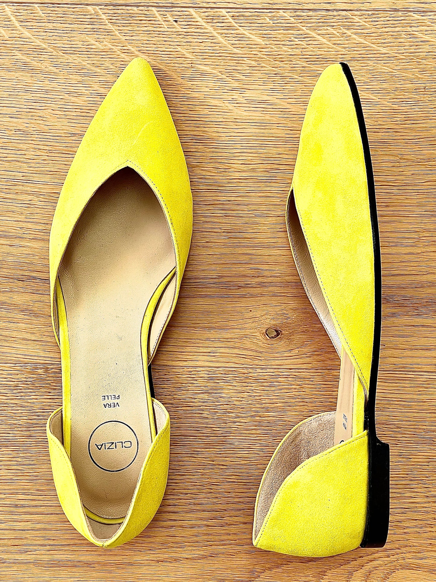 YELLOW SUEDE MALIBU