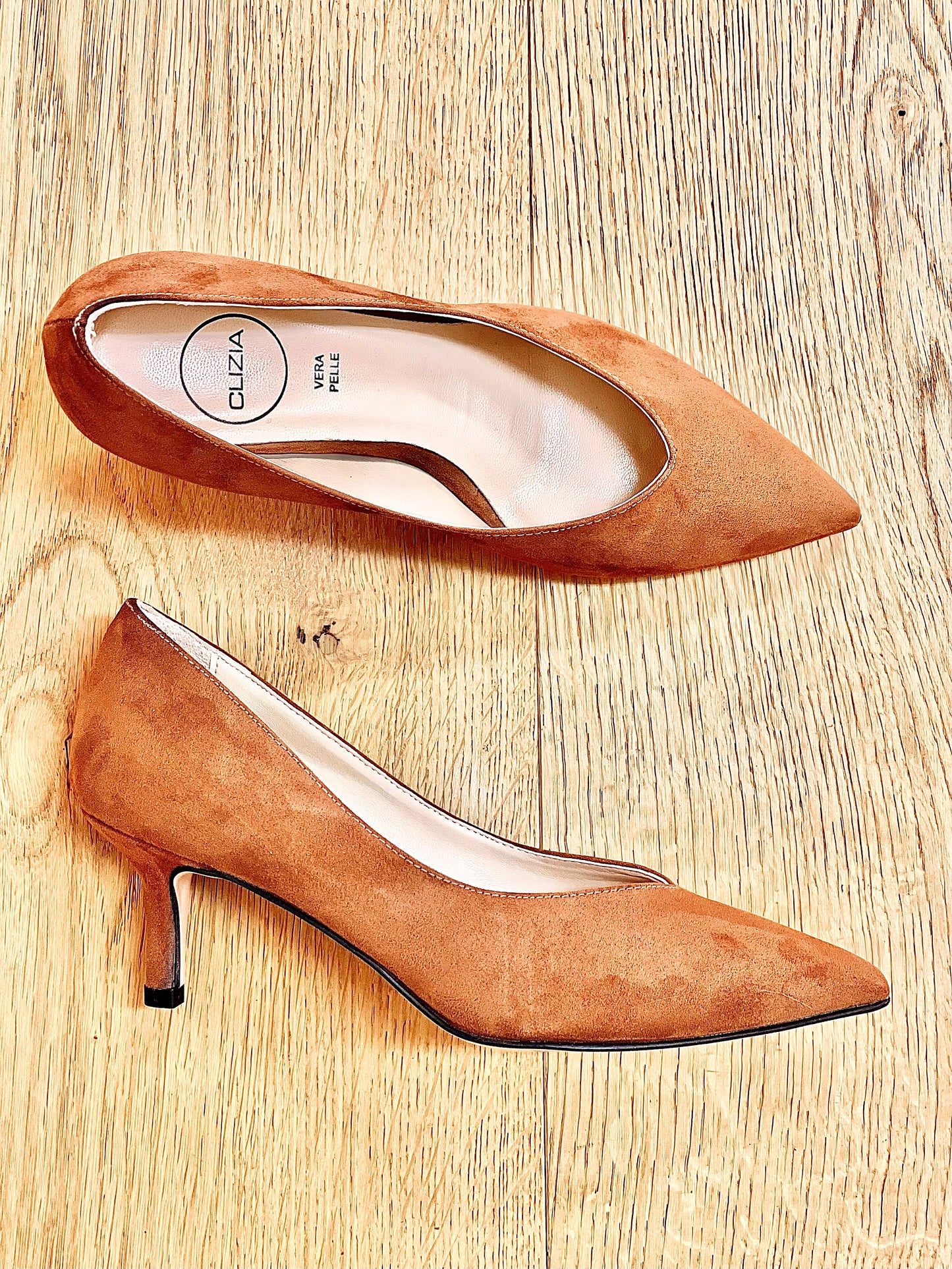 SUSAN SUEDE LEATHER