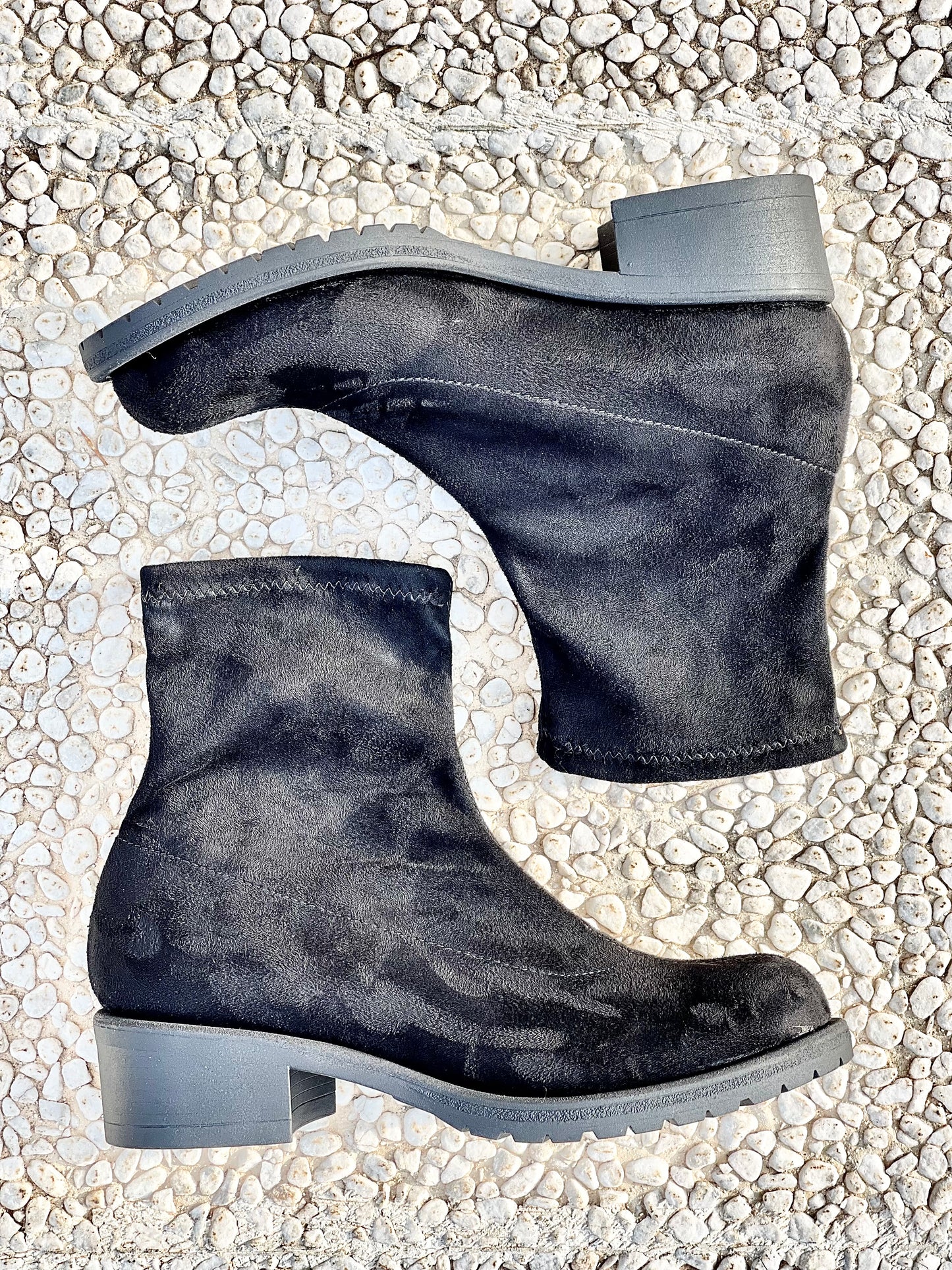 HECTOR BLACK SUEDE