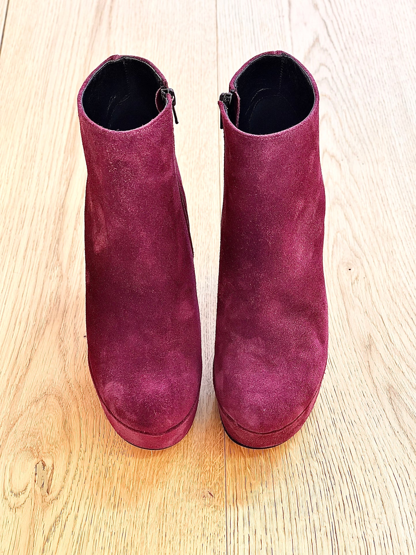 TURAN BURGUNDY SUEDE