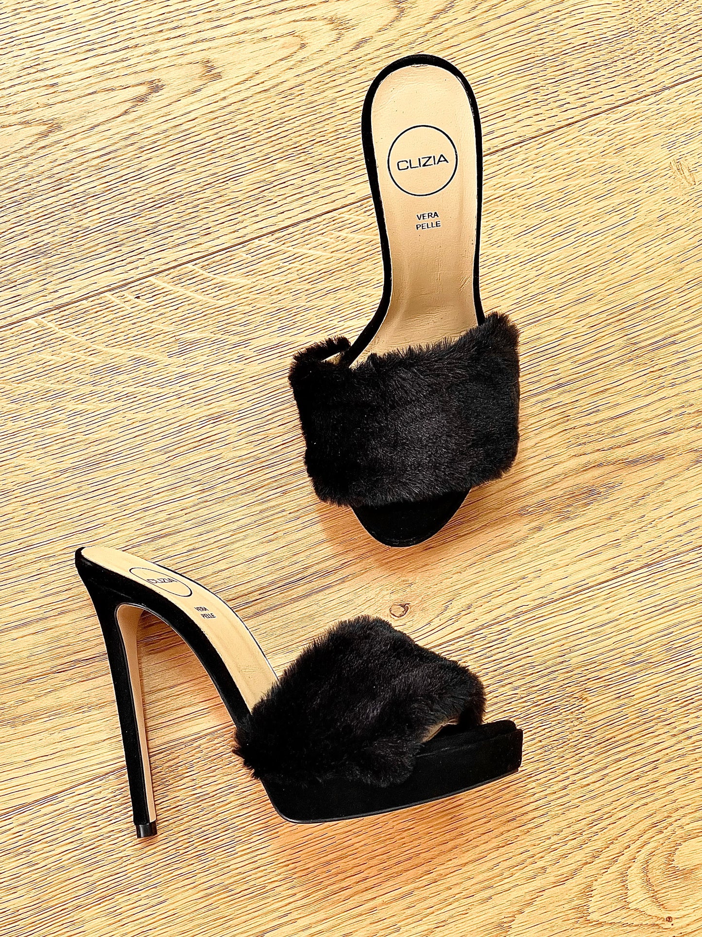 NASRA BLACK SUEDE