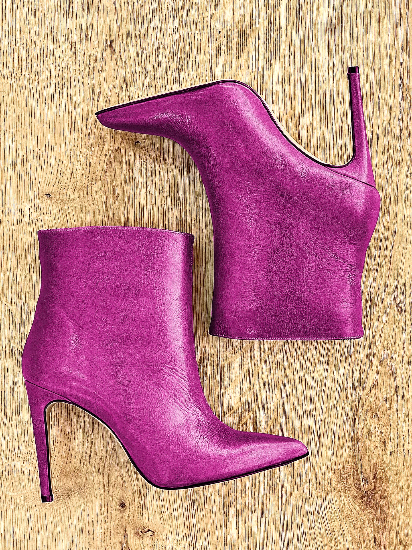 BAHIA FUCHSIA LEATHER