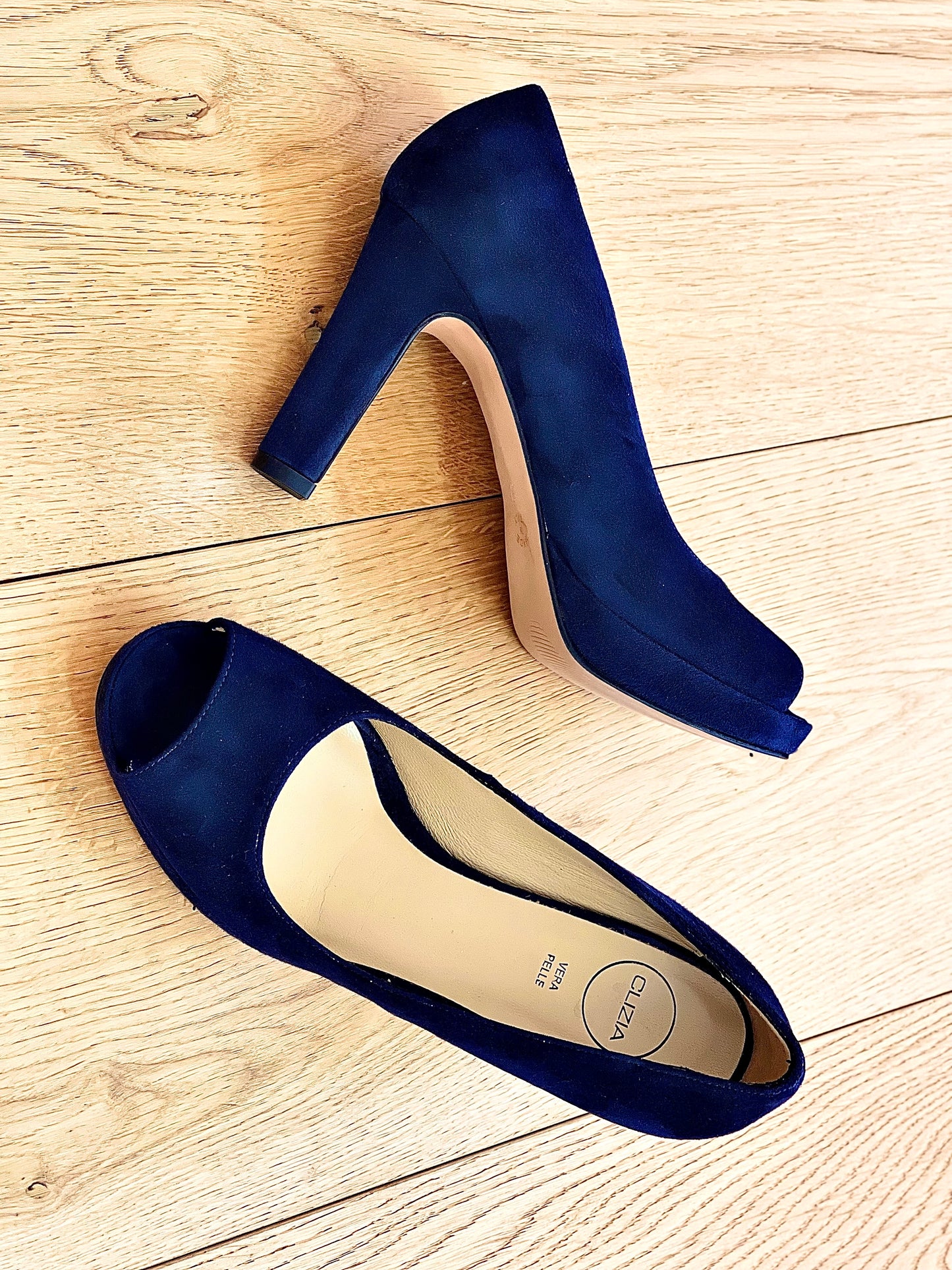 IRINA BLUE SUEDE