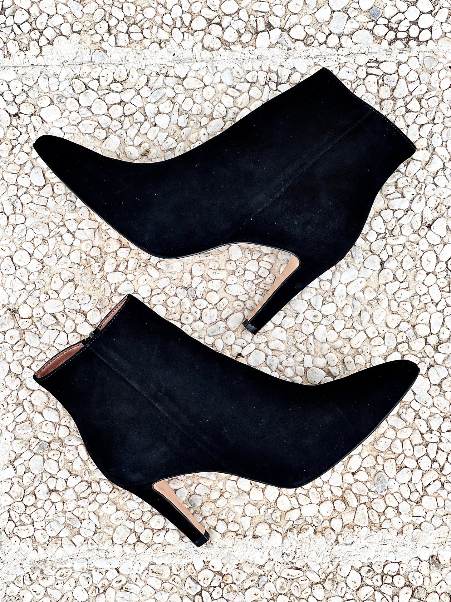 MINA BLACK SUEDE