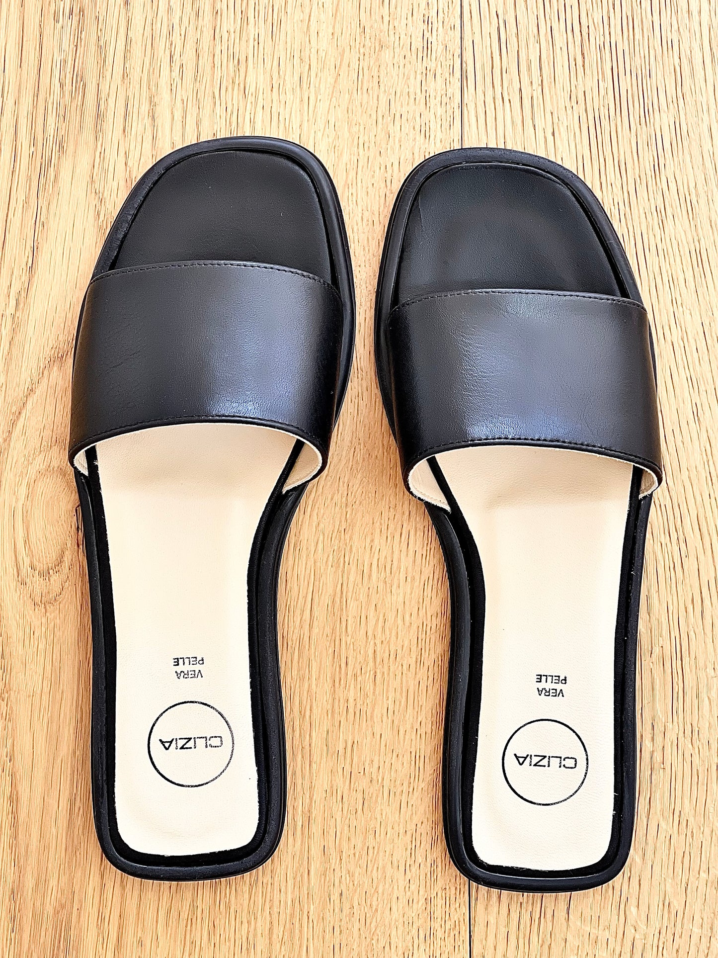 BAKU LEATHER BLACK