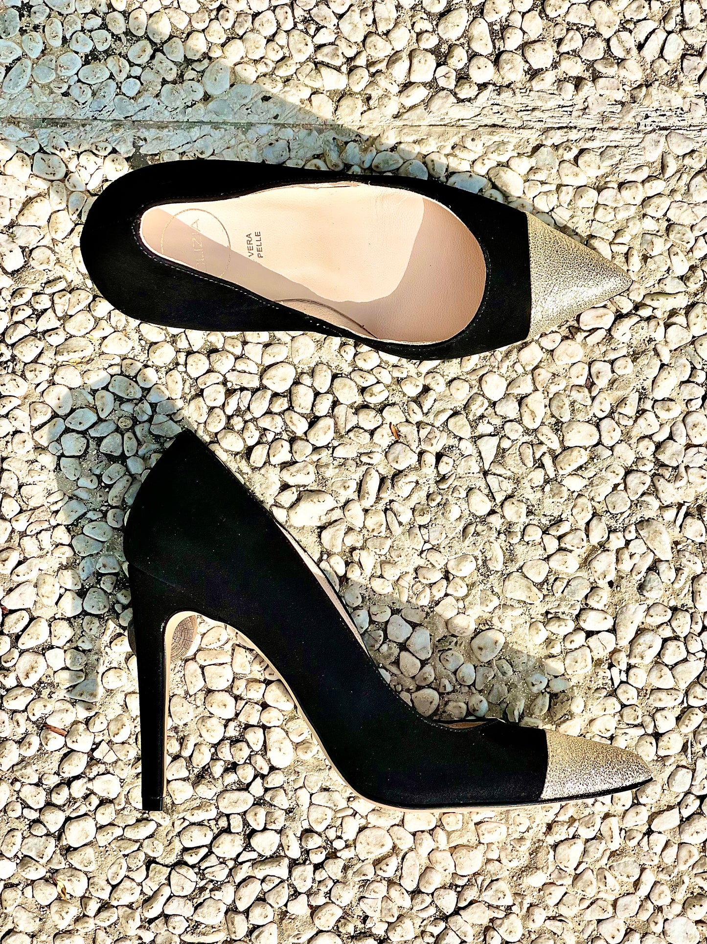 BLACK QUARTZ/GOLD