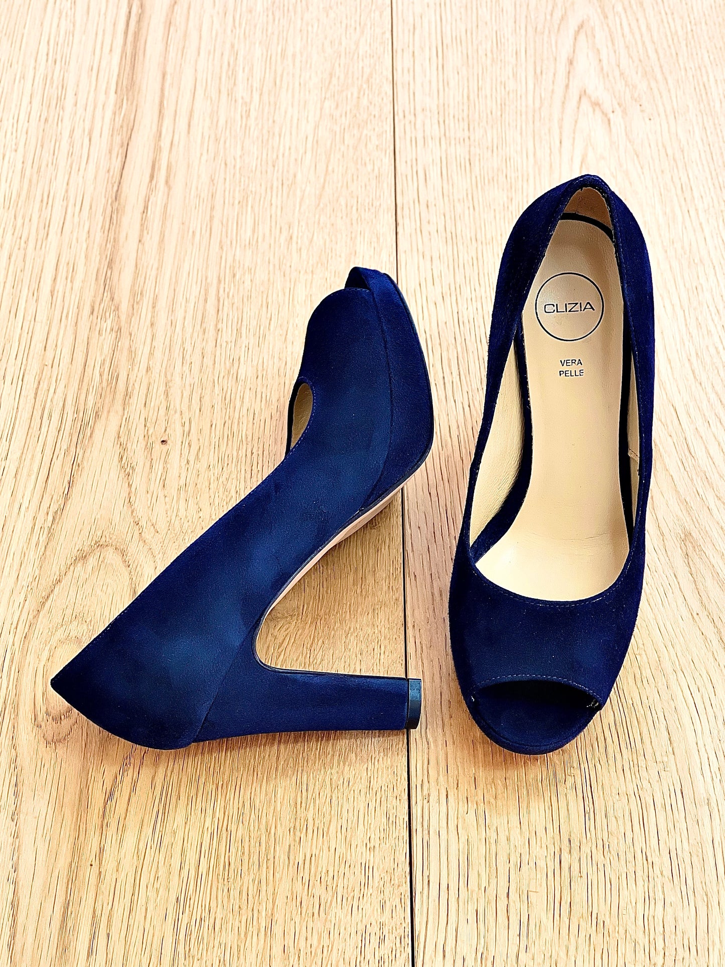 IRINA BLUE SUEDE