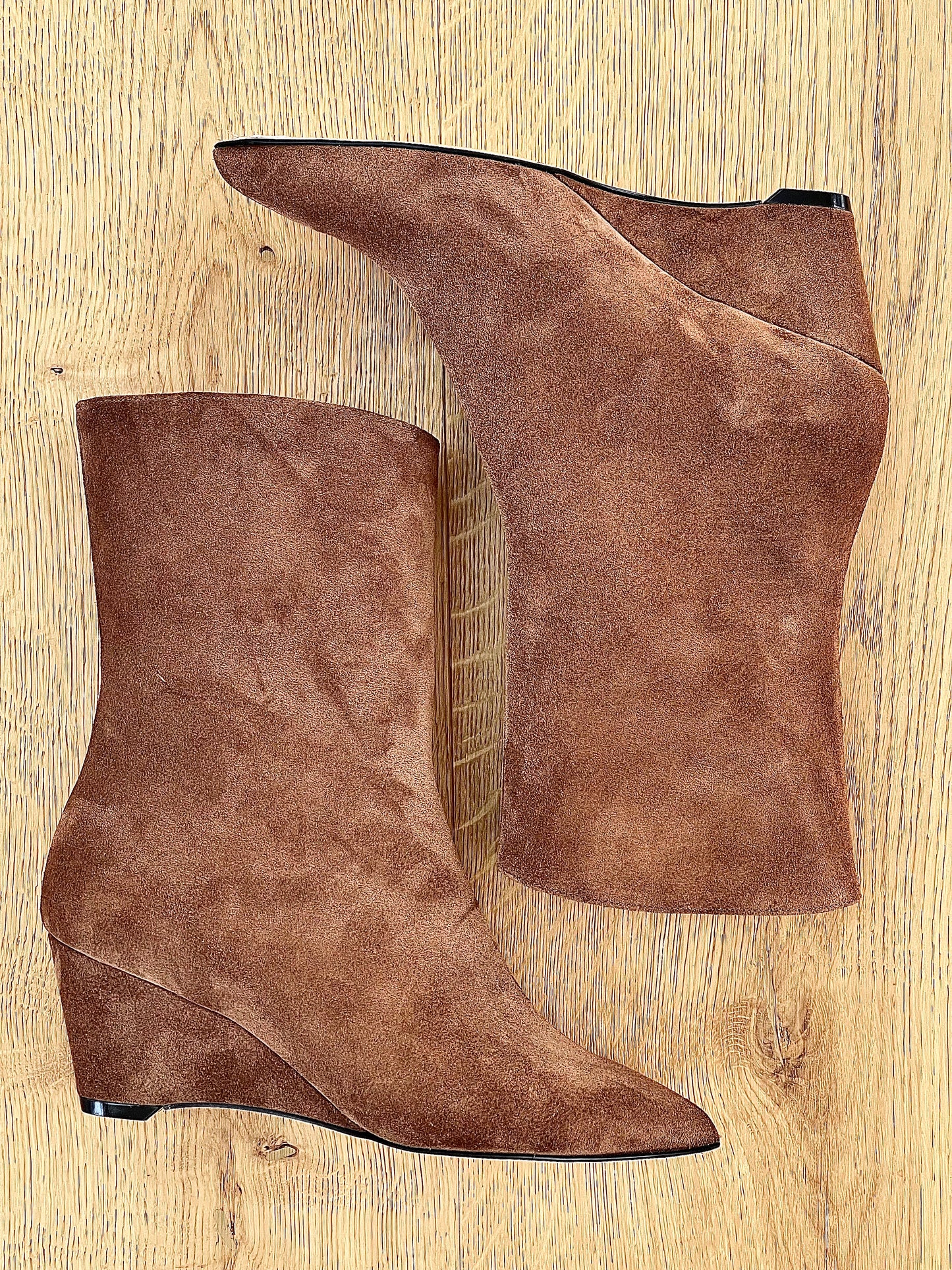 COGNAC SUEDE SANTIAGO