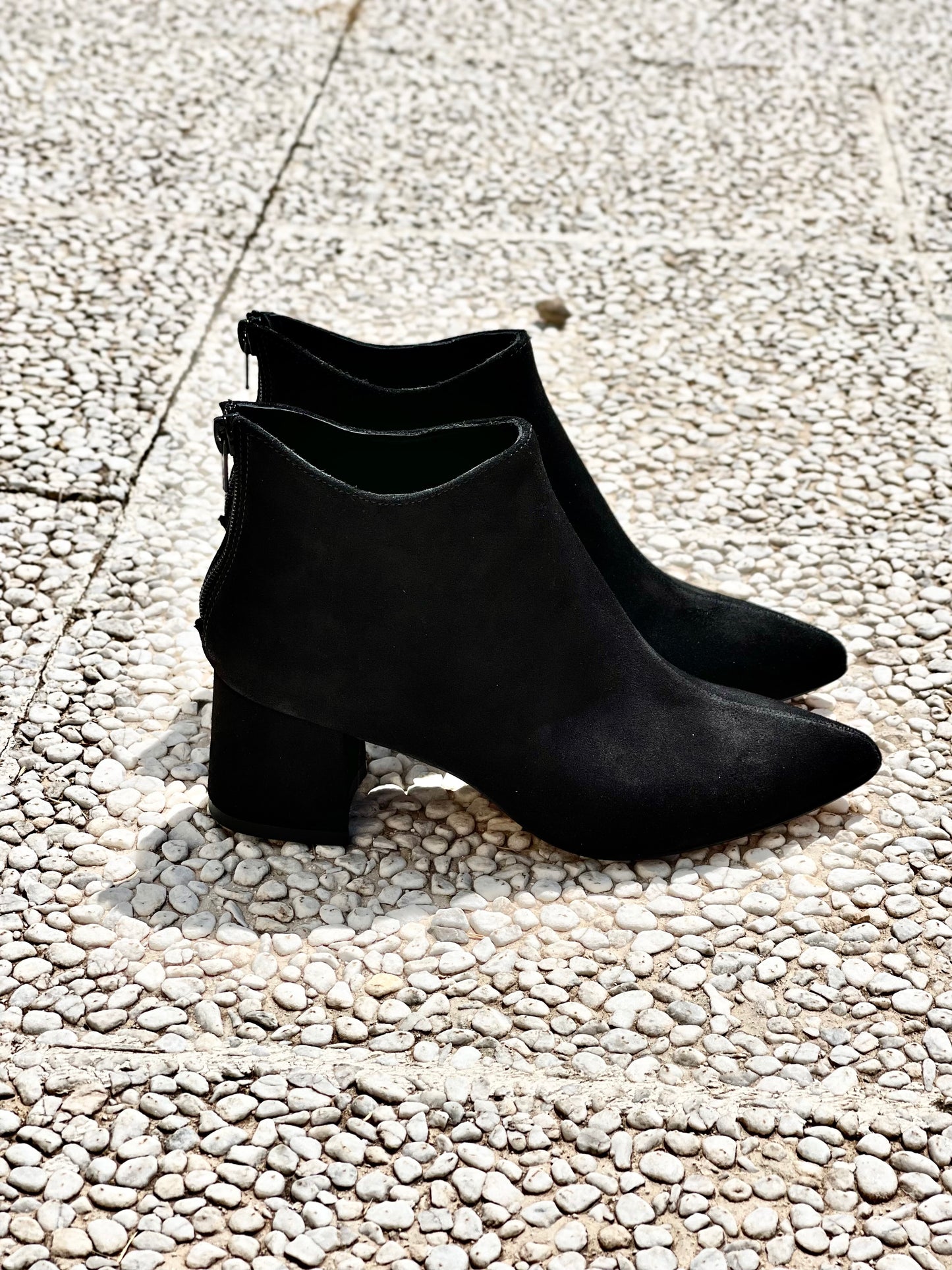 FUNNY BLACK SUEDE