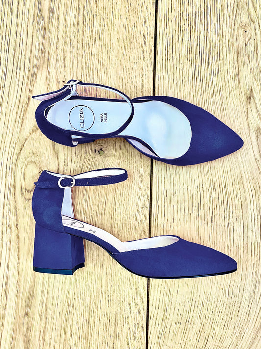 BLUE SUEDE LEDA