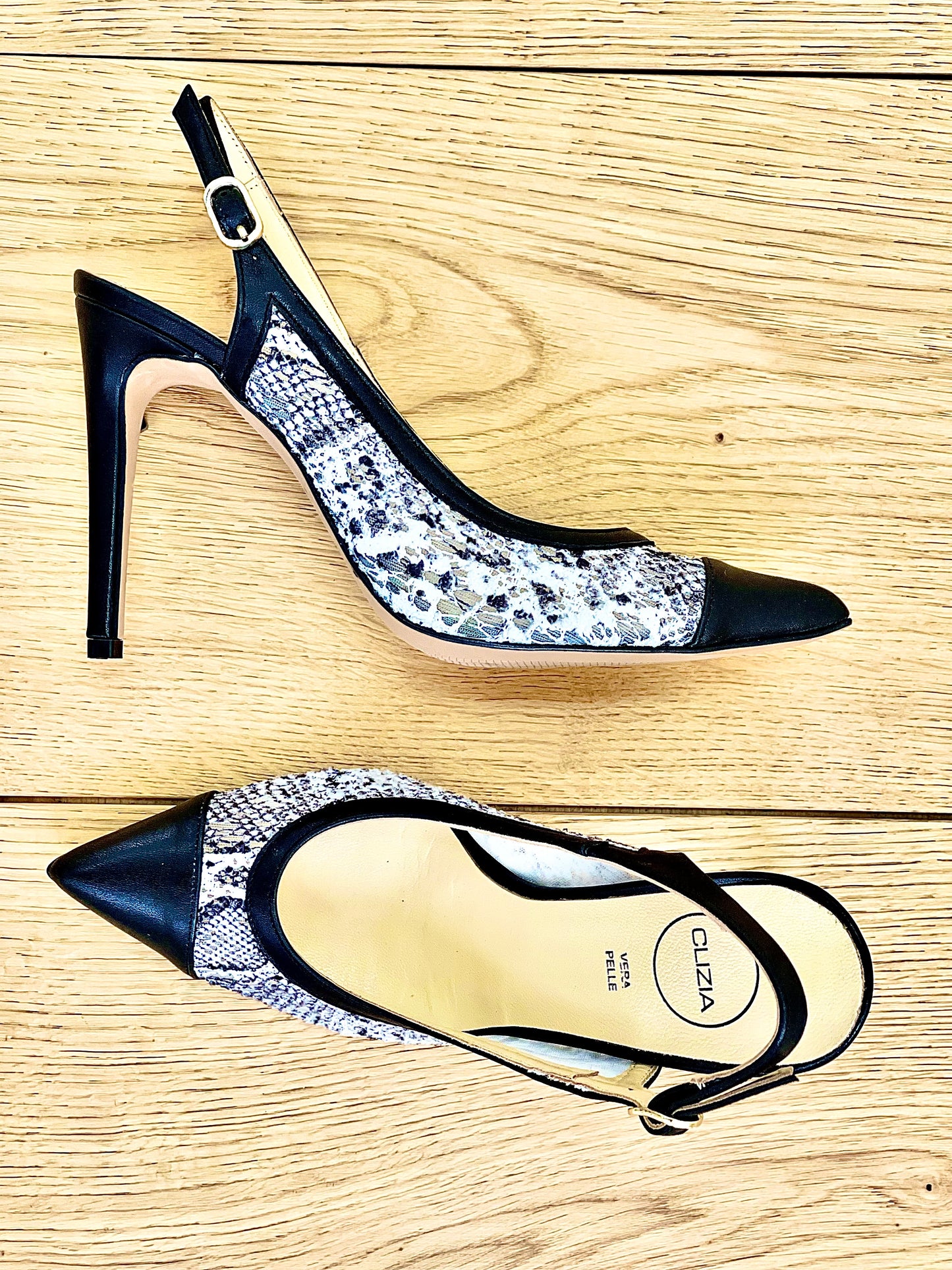 LEVANTE BLACK