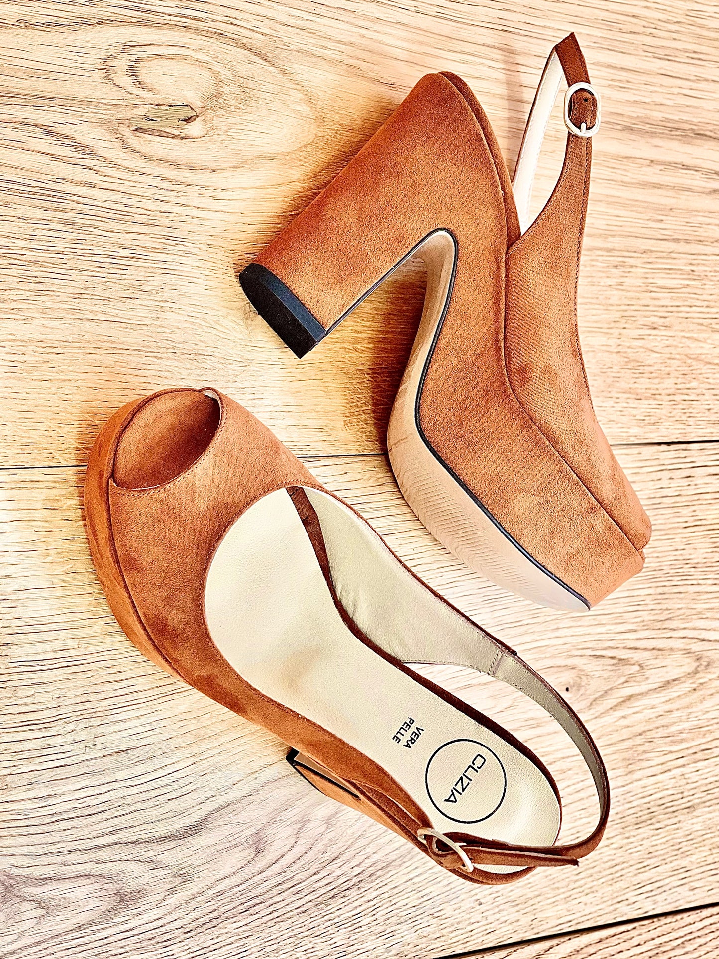 HELLEN SUEDE LEATHER