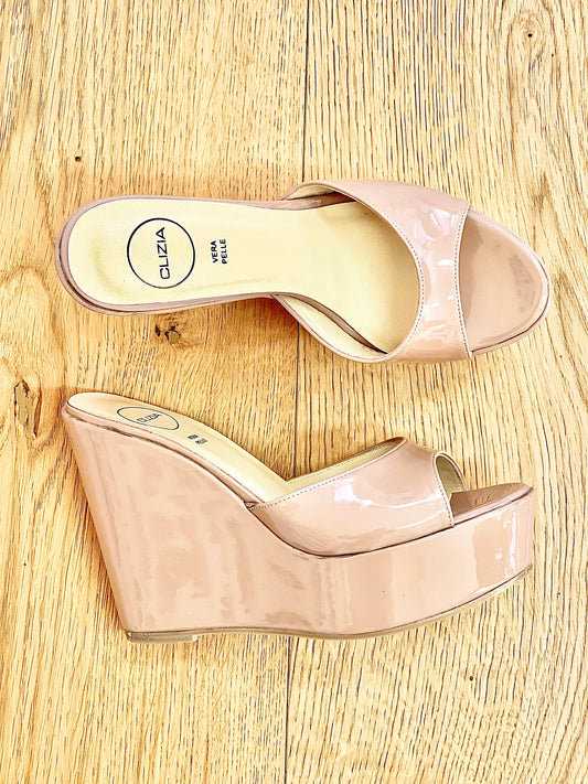 ALLISON NUDE PATENT LEATHER