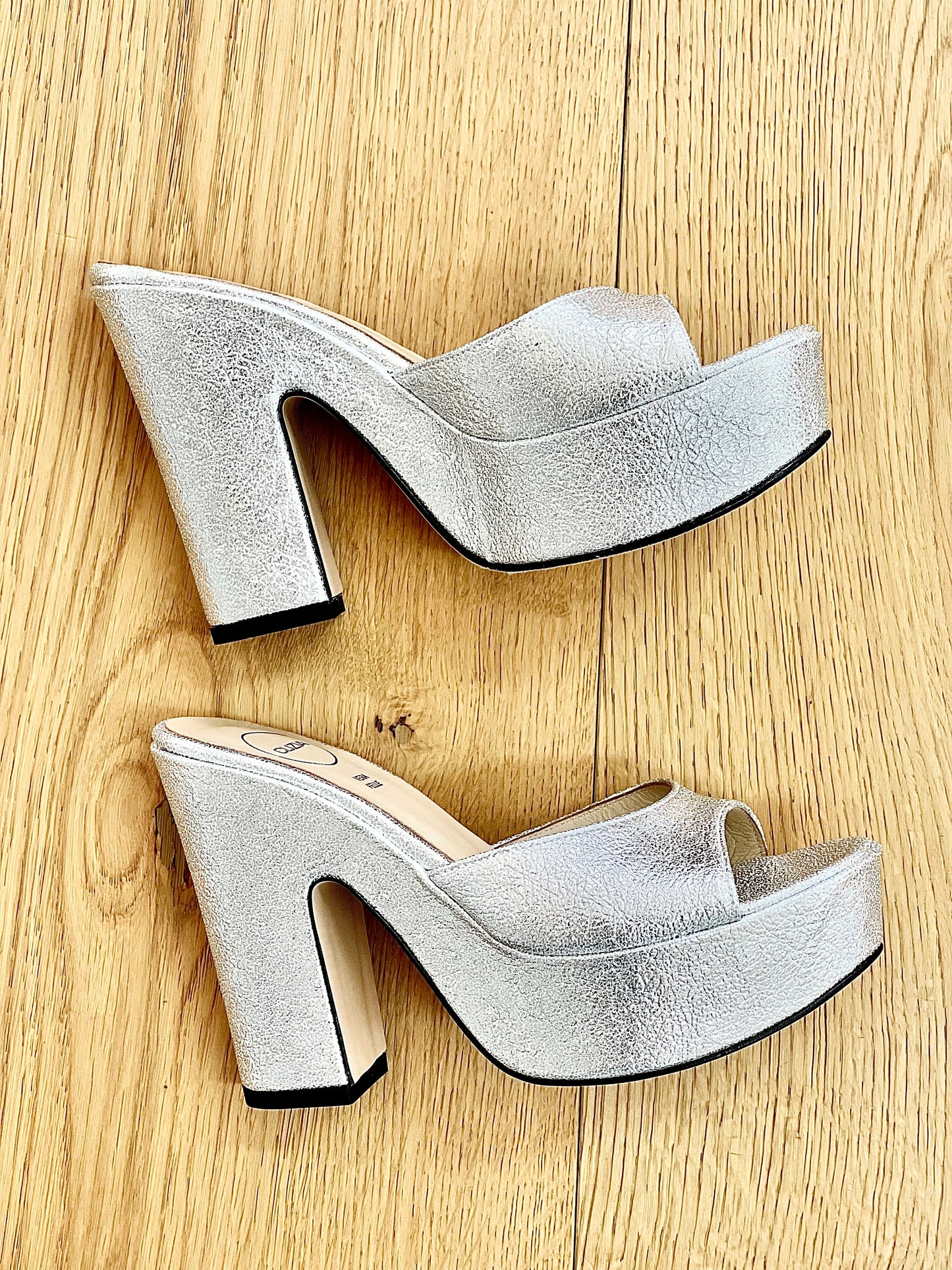 SILVER LIPSEY
