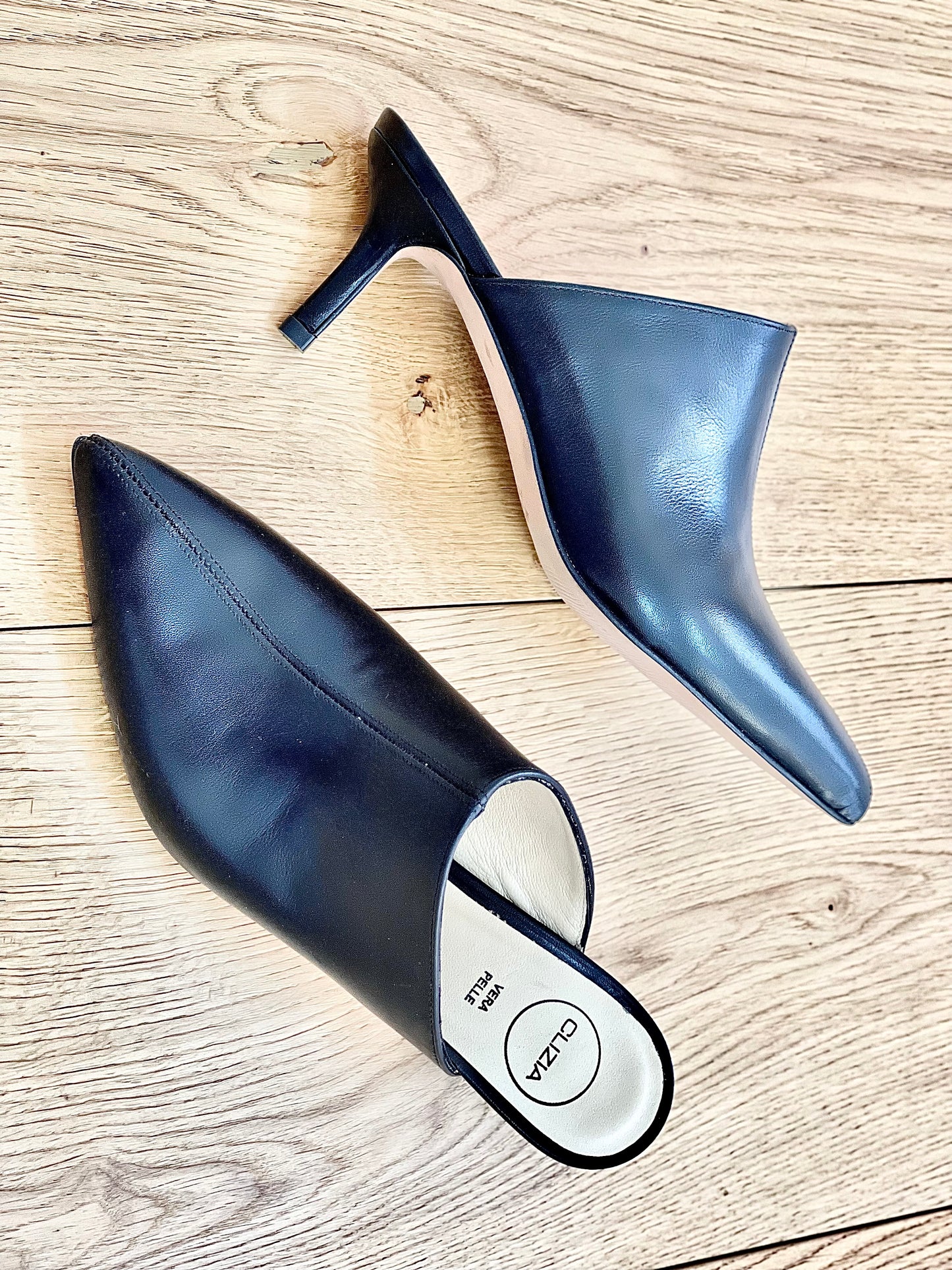 PAMELA LEATHER BLACK