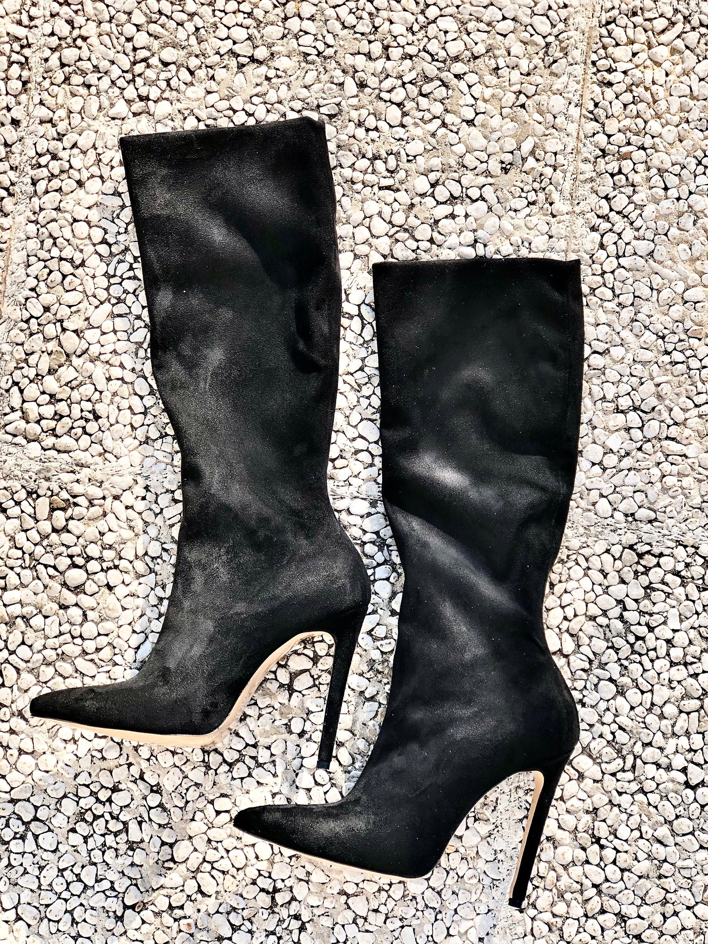 ESTER BLACK SUEDE