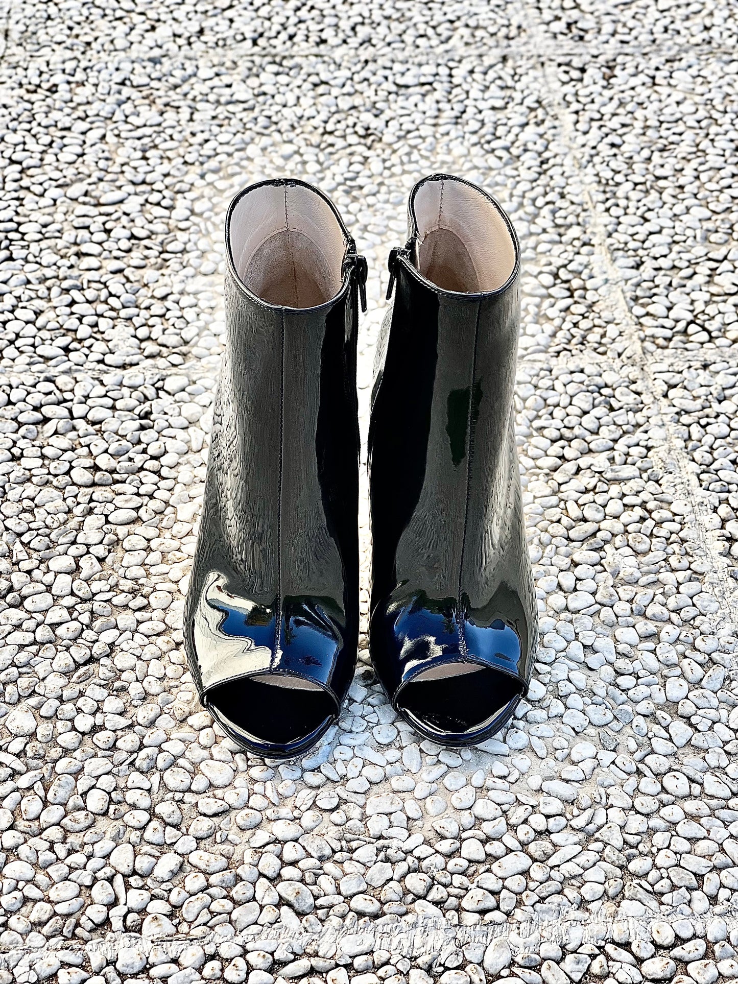 PARIS BLACK PATENT LEATHER
