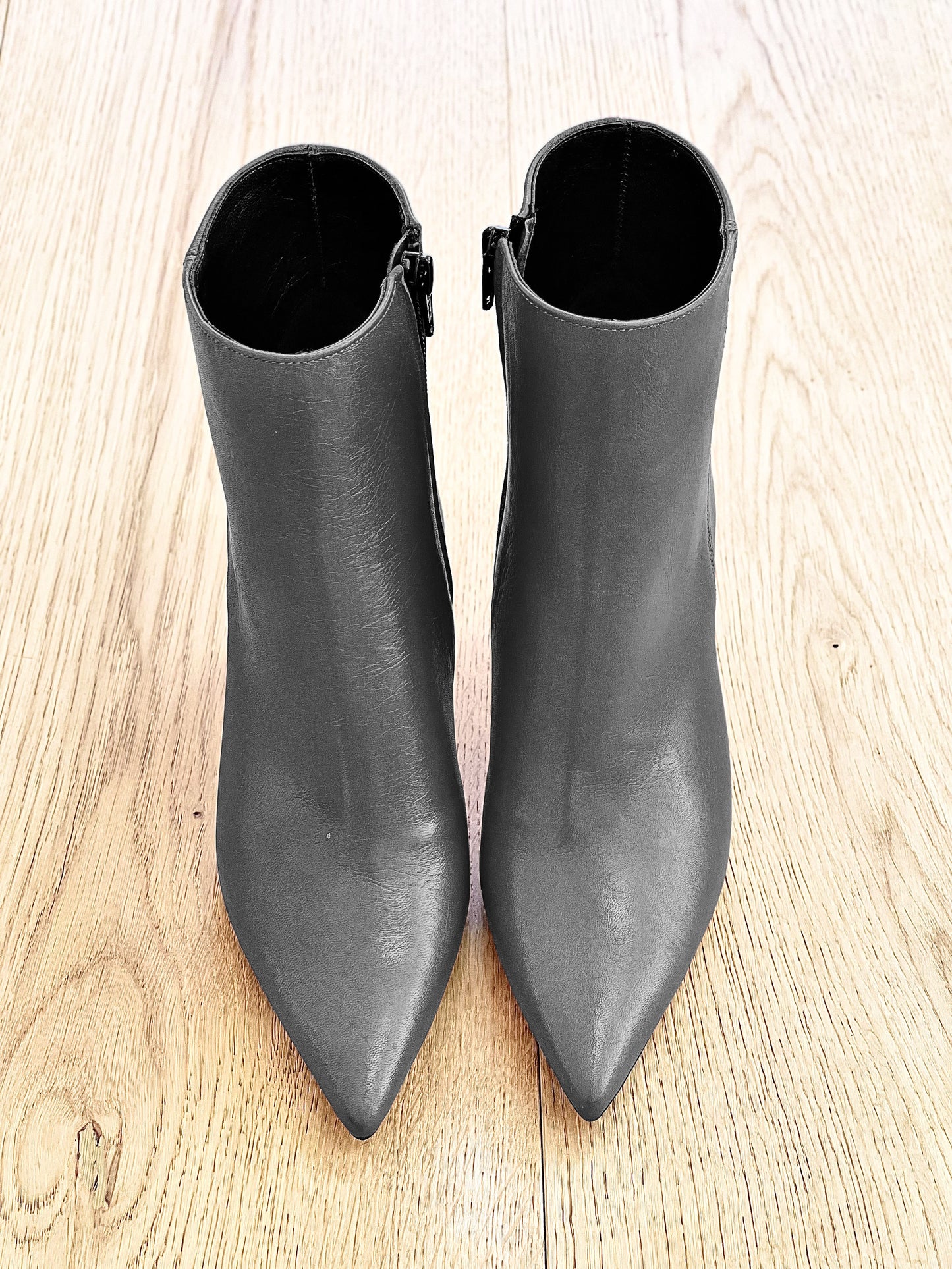KAORI LEATHER GRAY
